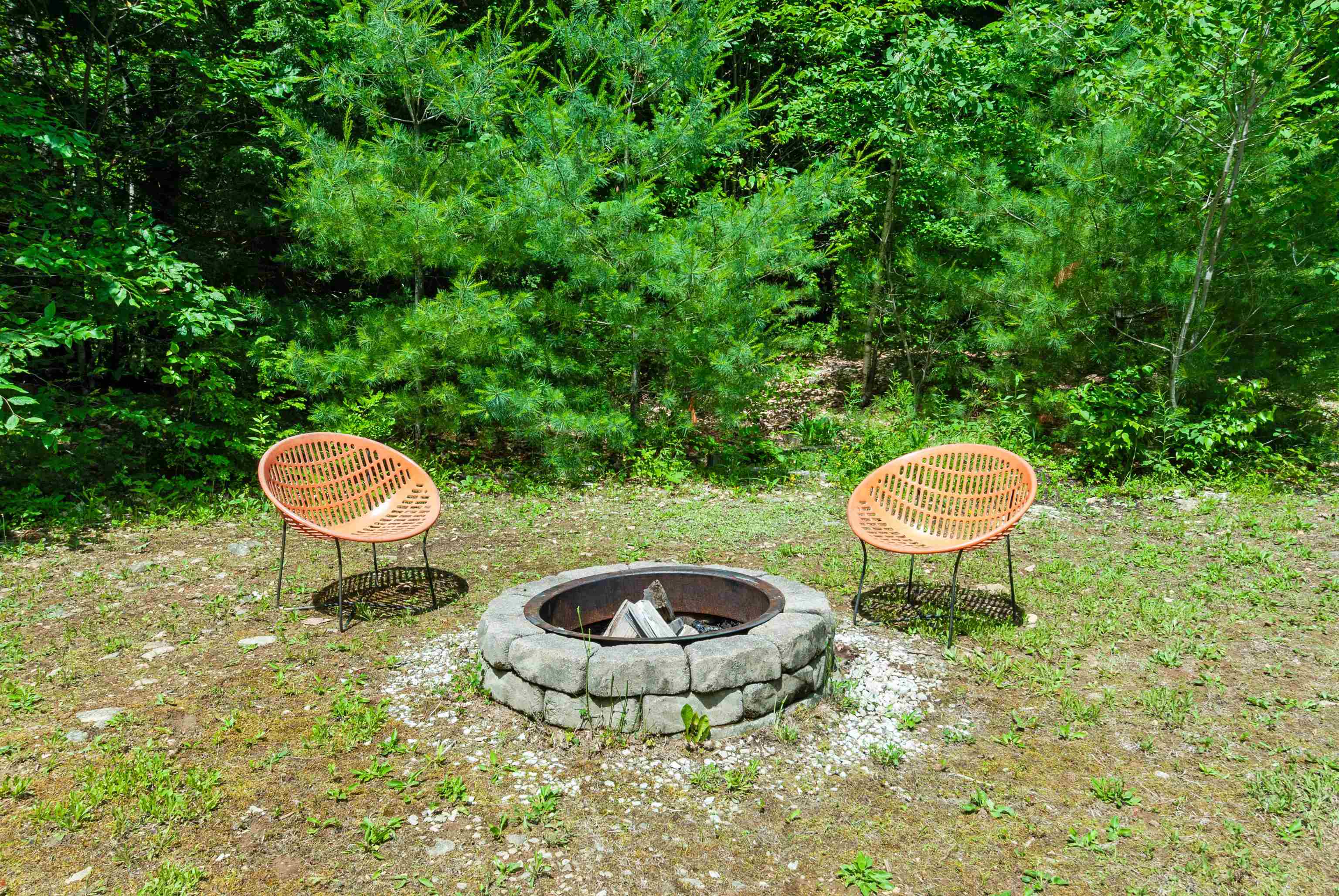 633 Beauty Hill Rd, Barnstead, NH 03218