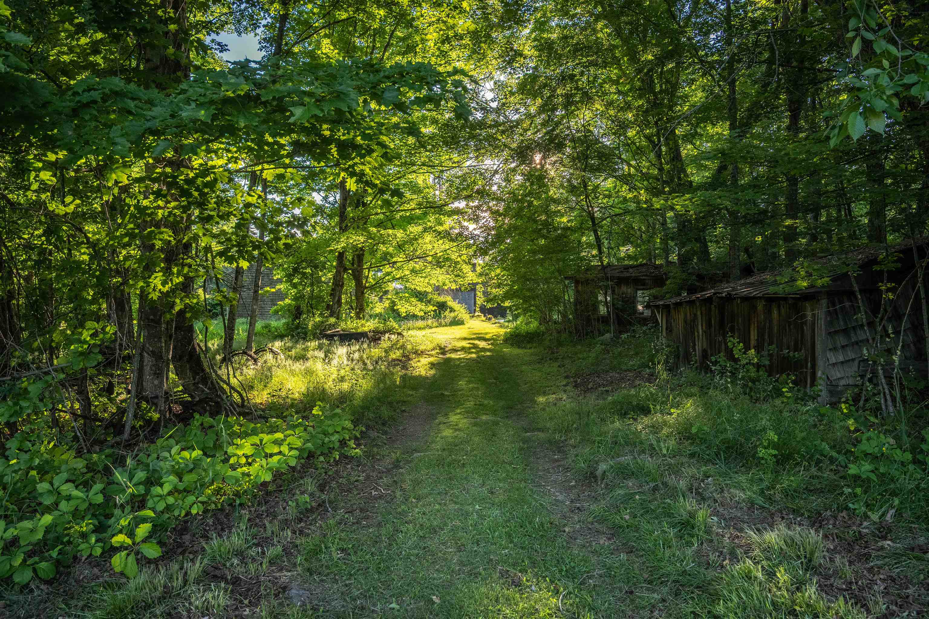 607 N Main St, Wolfeboro, NH 03894