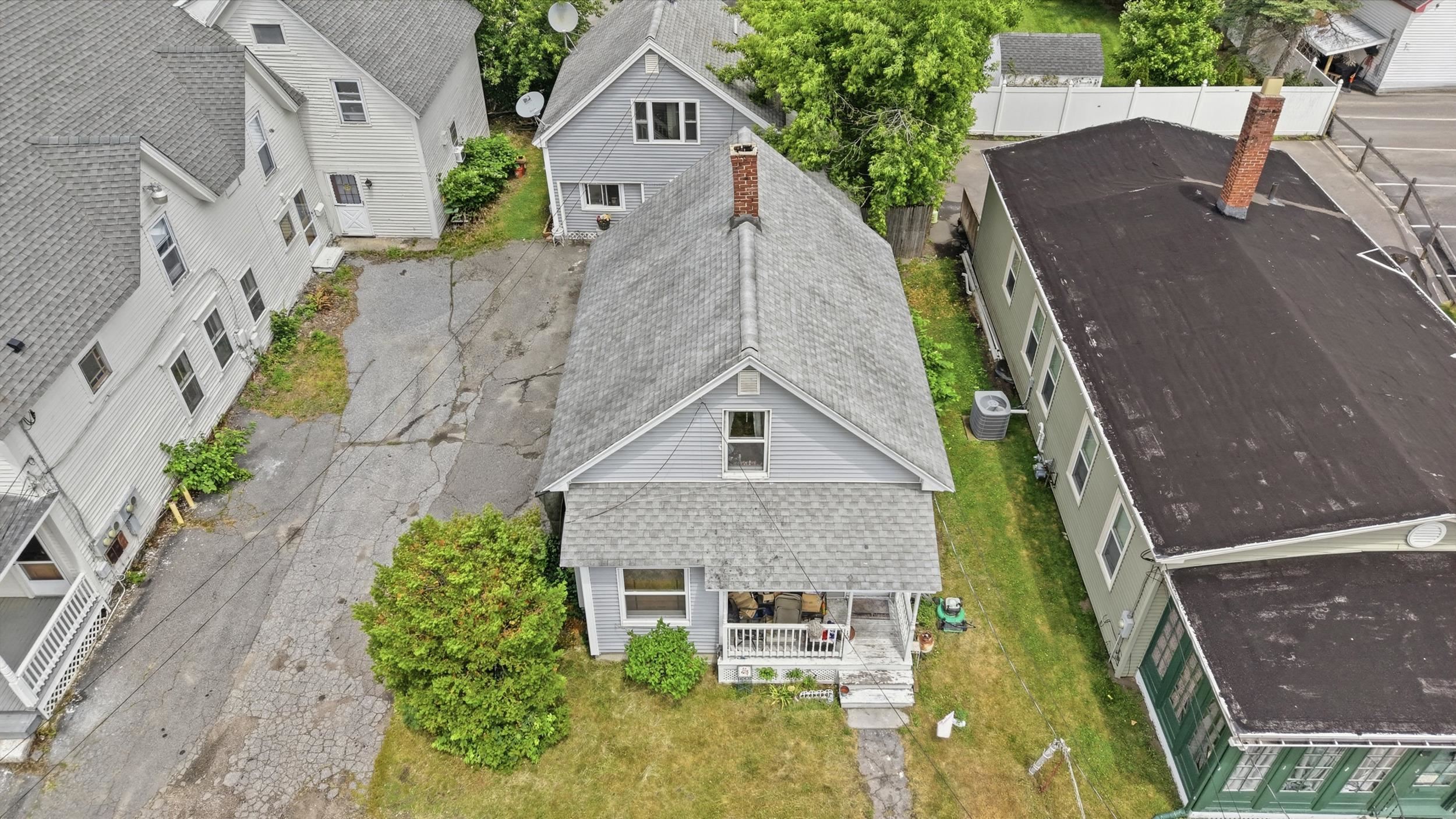 10 Birch St, Derry, NH 03038