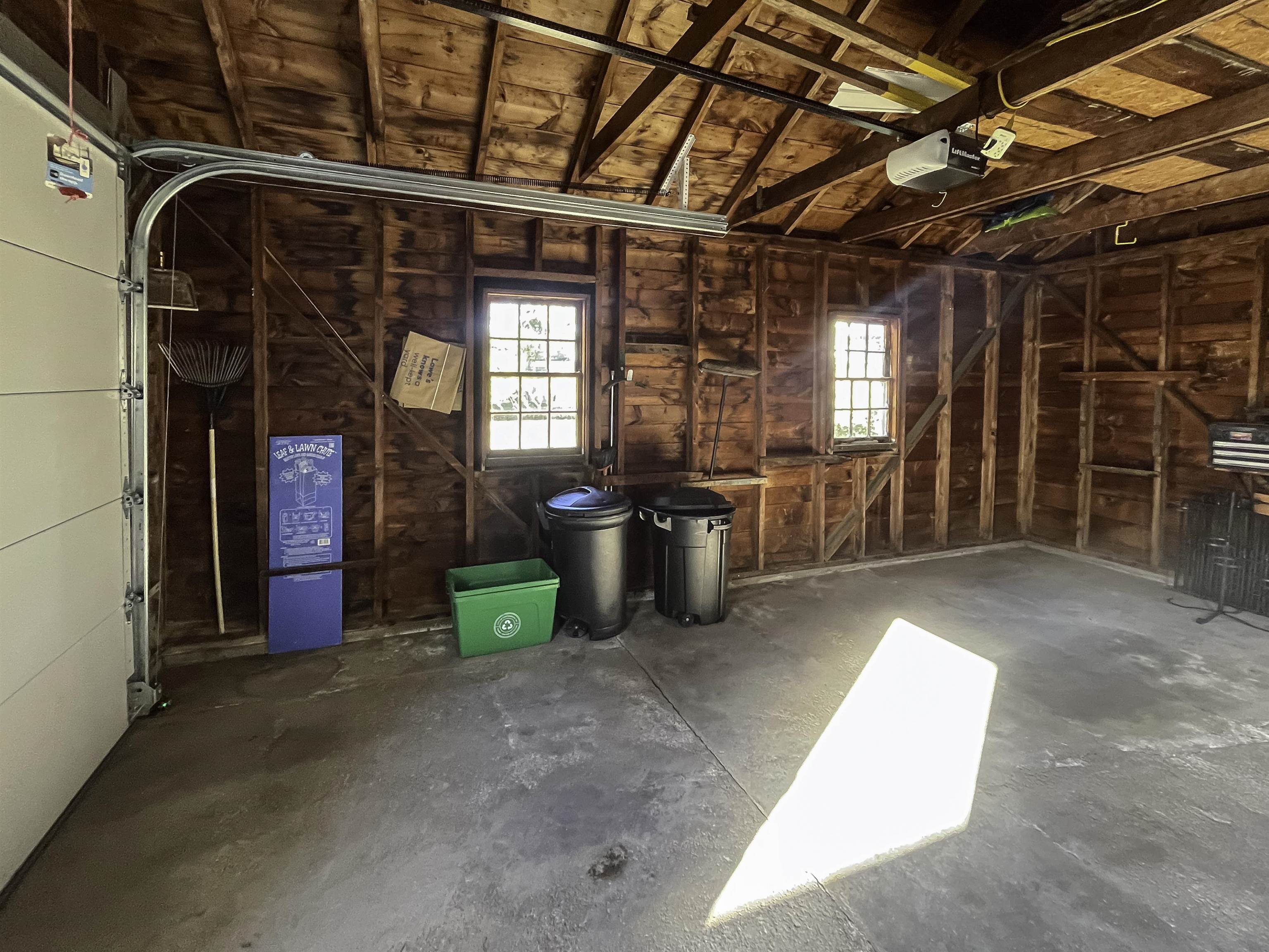 81 Decatur Rd, Portsmouth, NH 03801