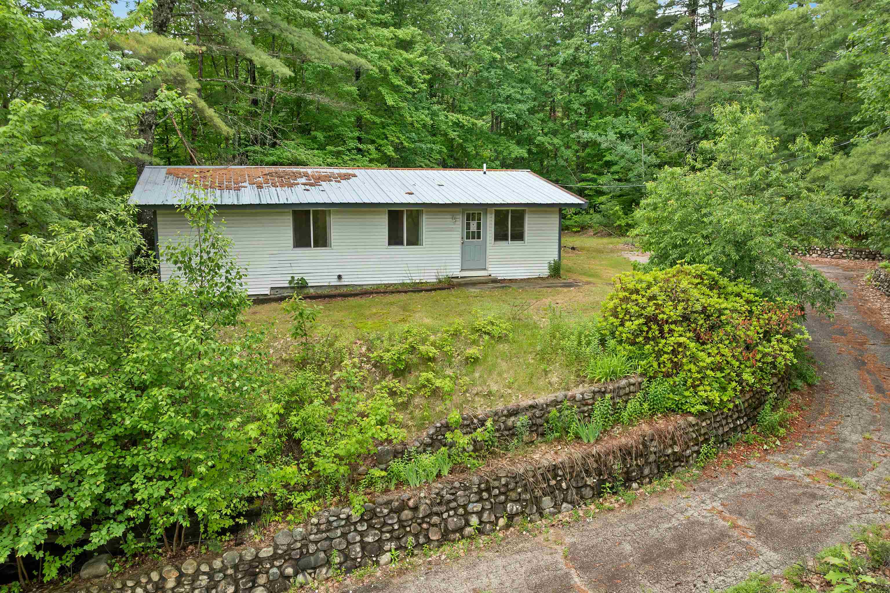 130 Plains Rd, Madison, NH 03875