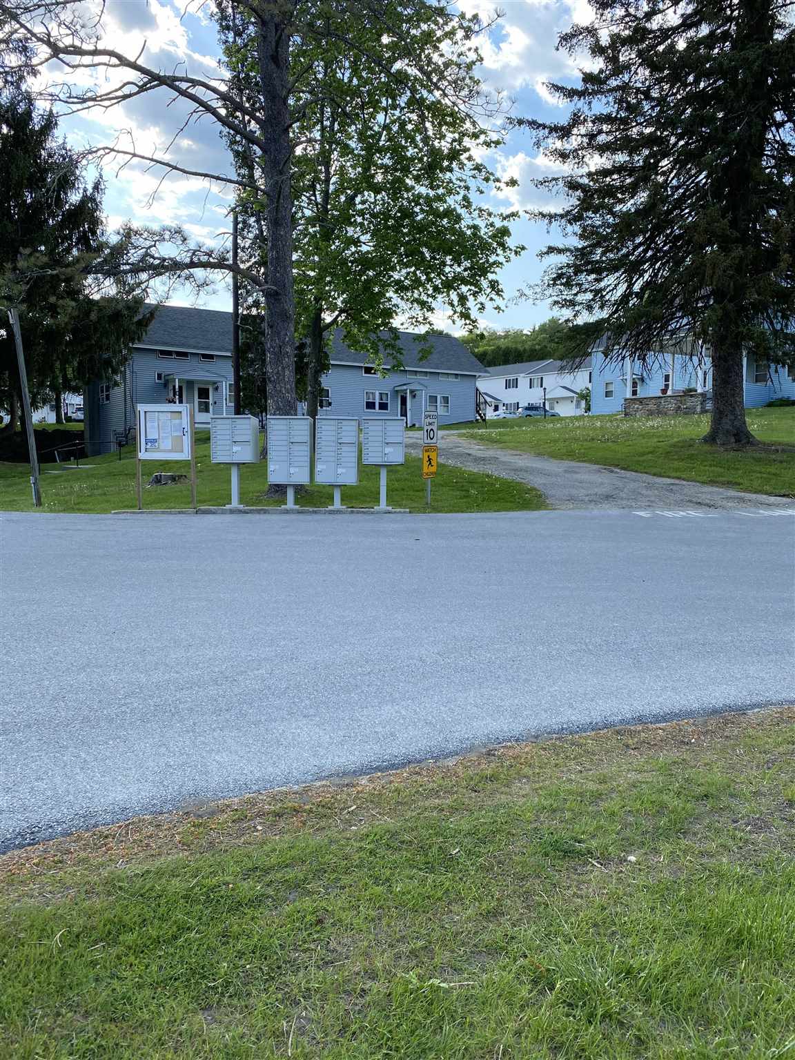 Parking Lot 25559903
