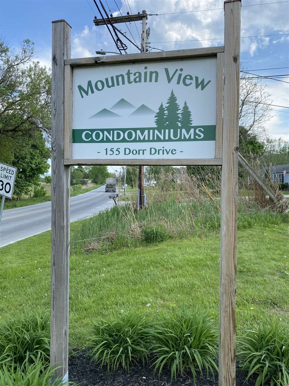 Mountain View Condominiums 25559889