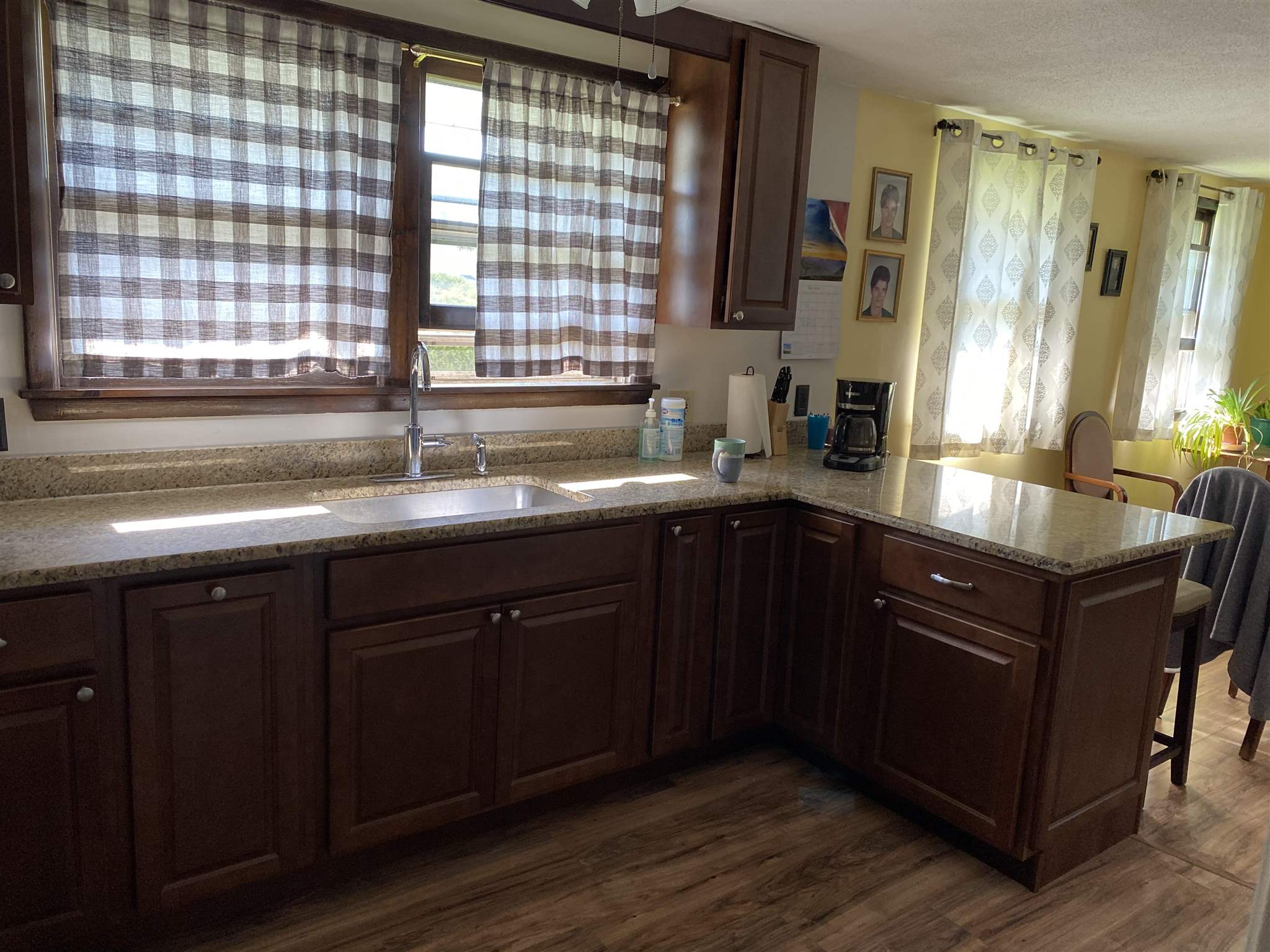 Newer Kitchen 25559890