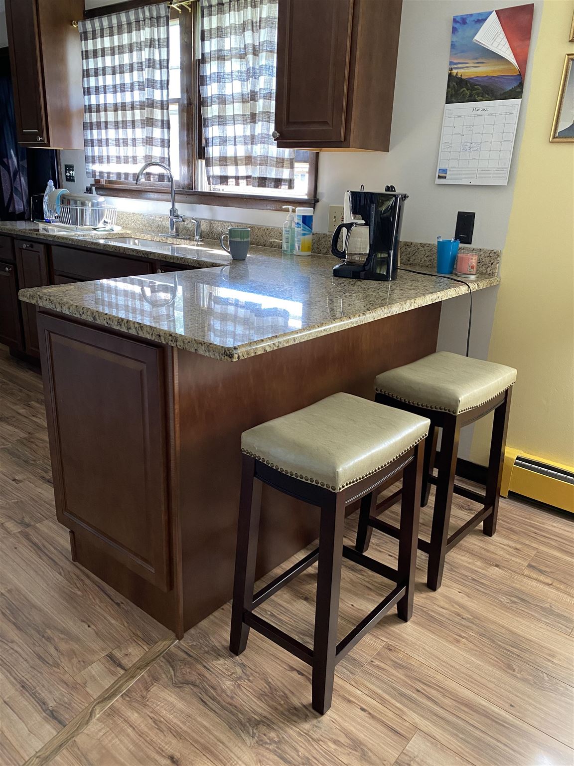Breakfast Bar 25559893
