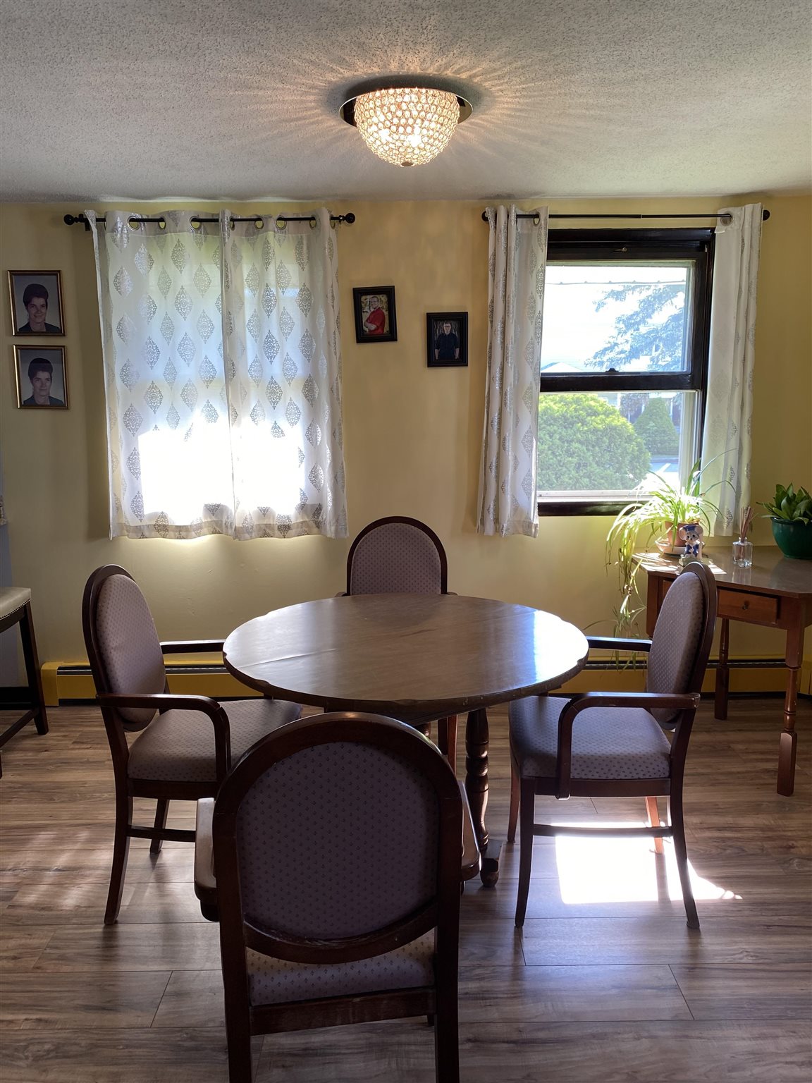 Dining Area 25559895