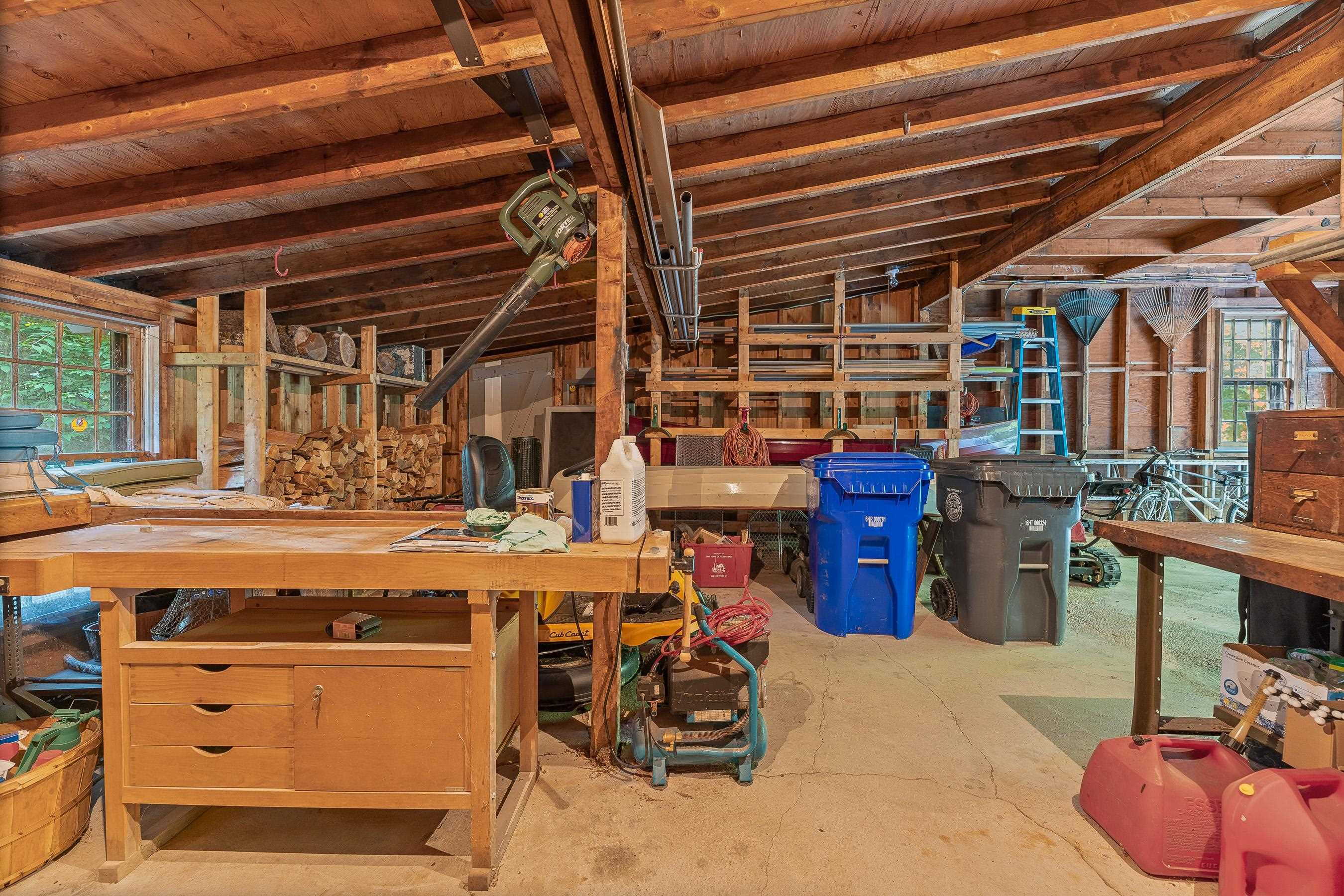 2 Old Forge Rd, Hampstead, NH 03841