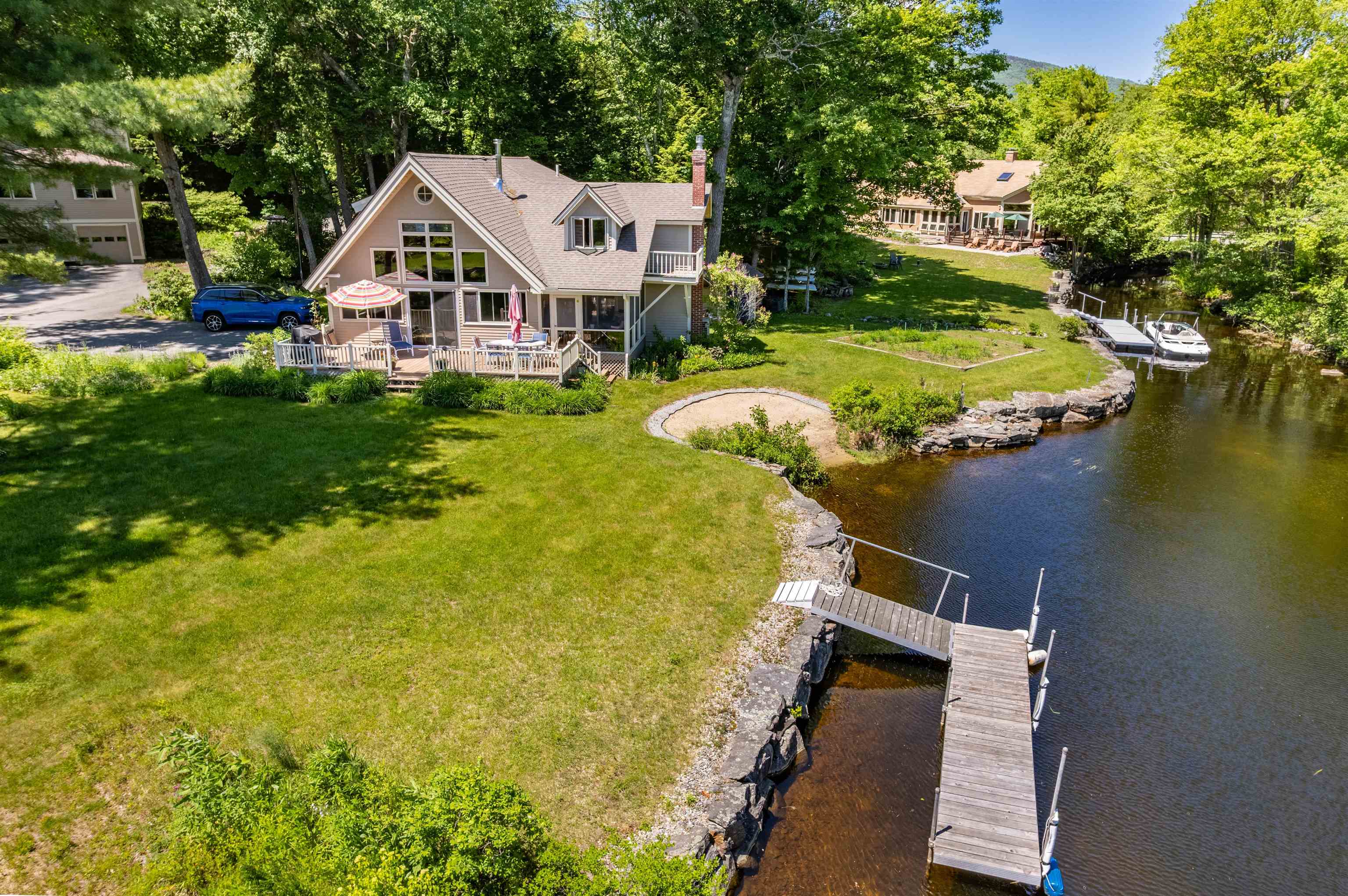 5 Vista Dr, Hebron, NH 03241