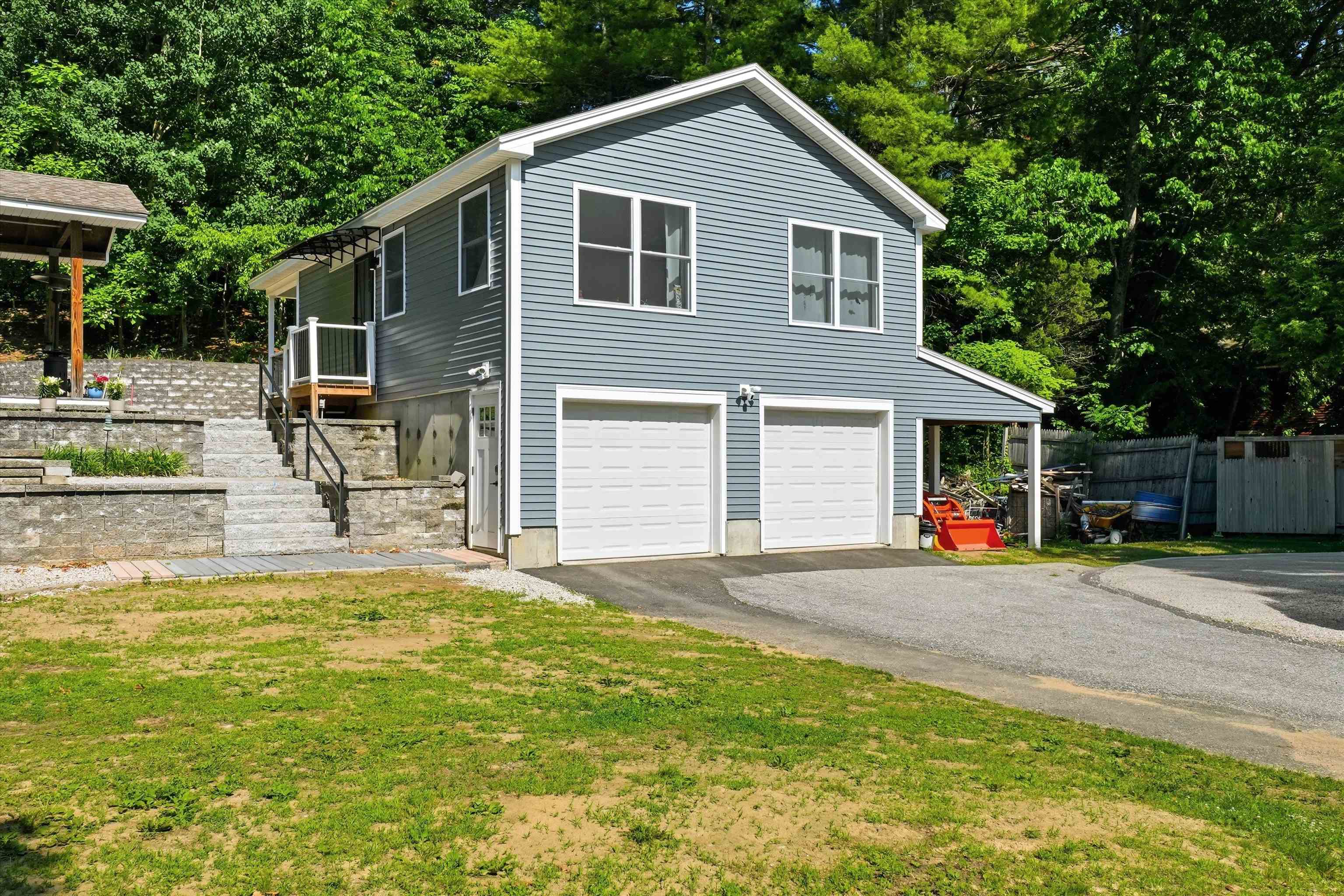 625 Douglas St, Manchester, NH 03102