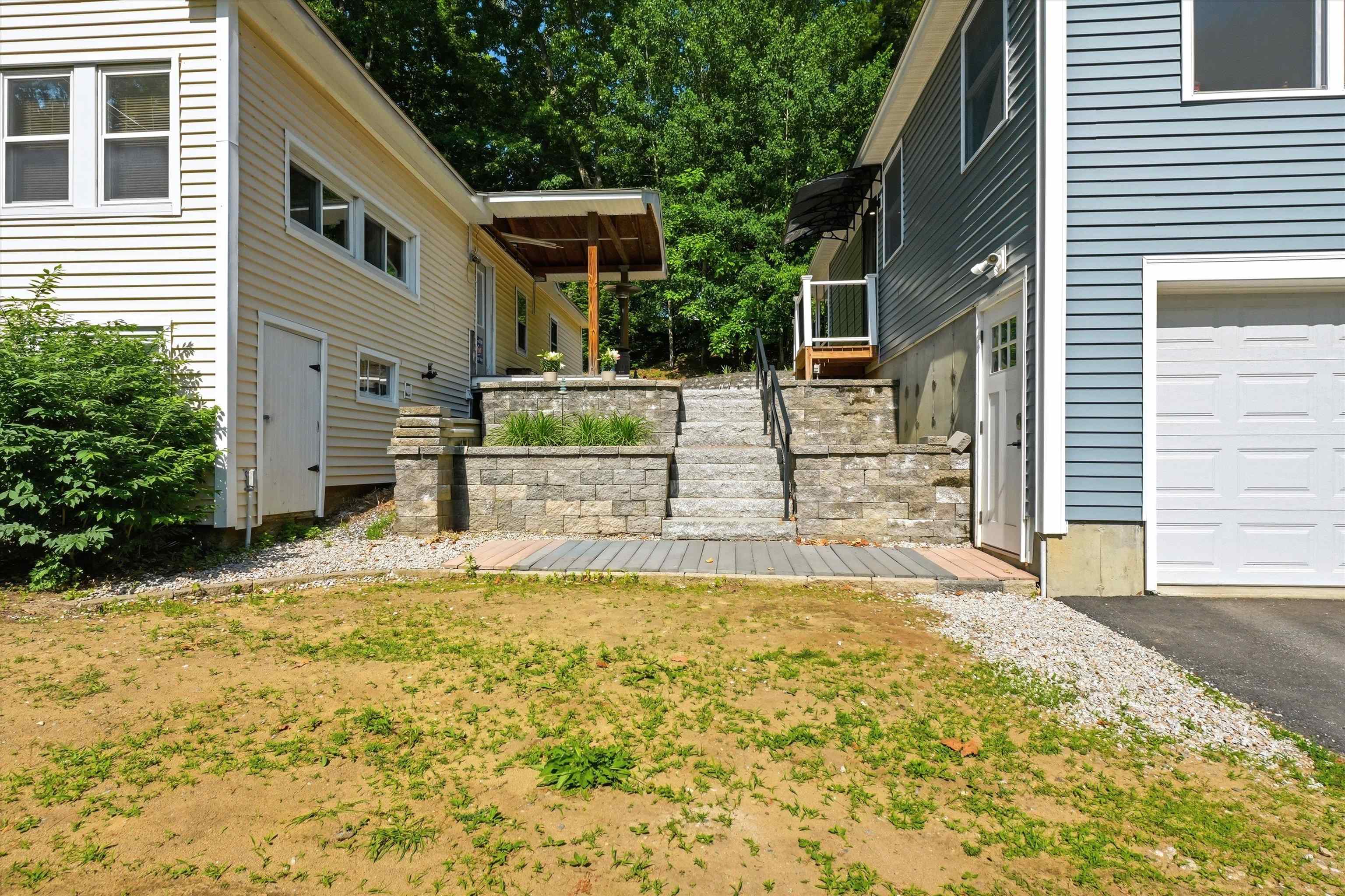 625 Douglas St, Manchester, NH 03102