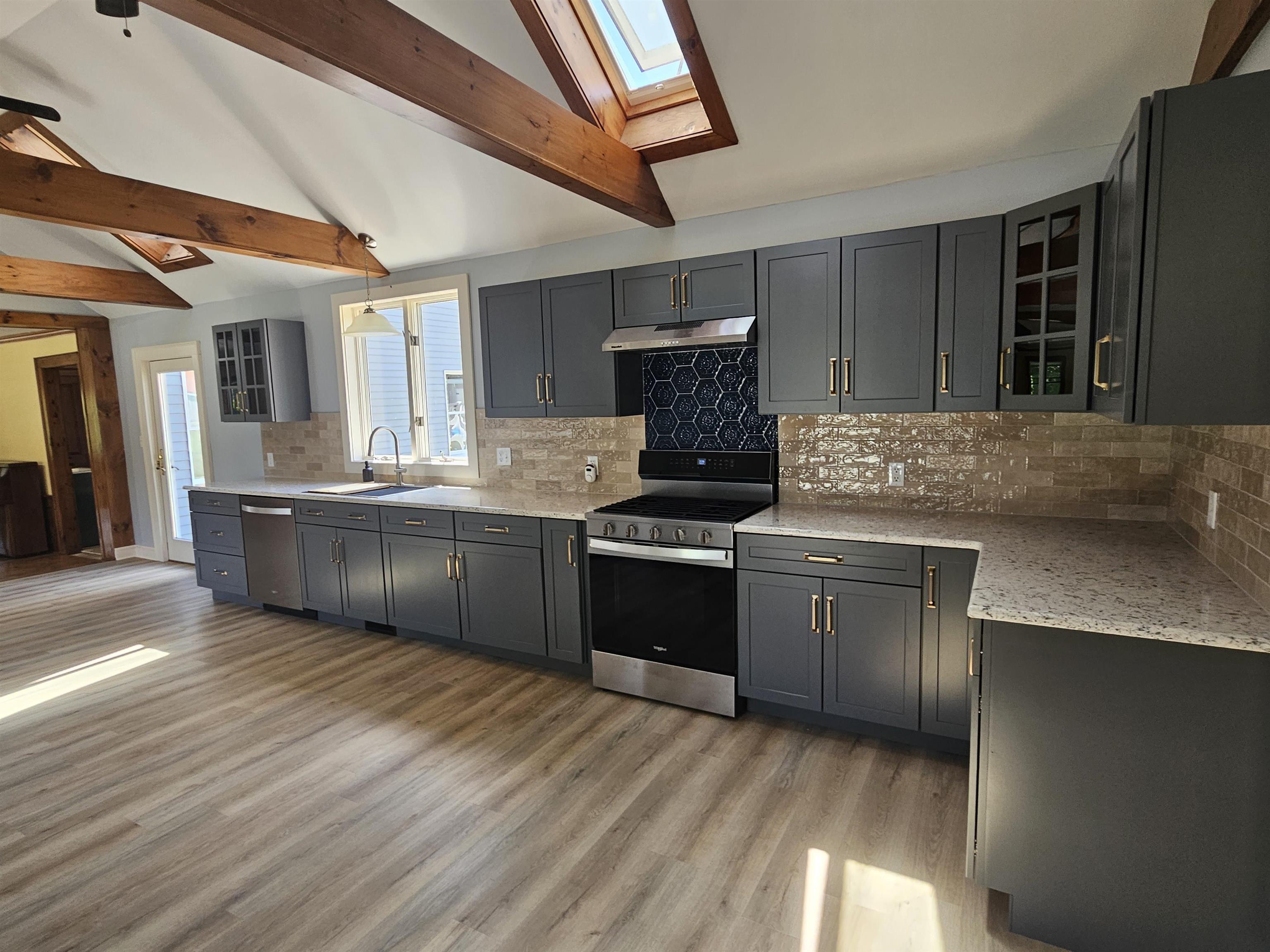 29 River Rd, New Ipswich, NH 03071-3631