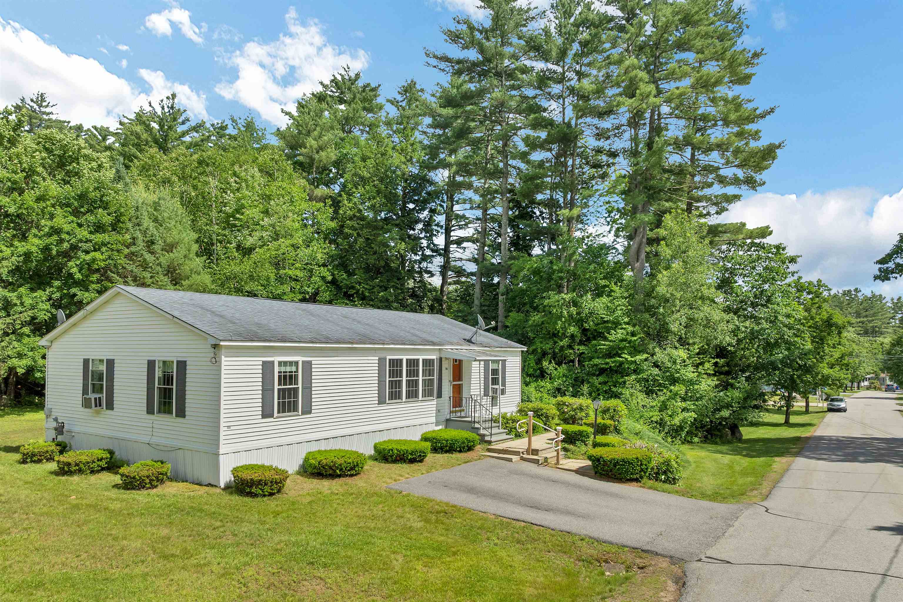 24 Foothills Way, Tilton, NH 03276