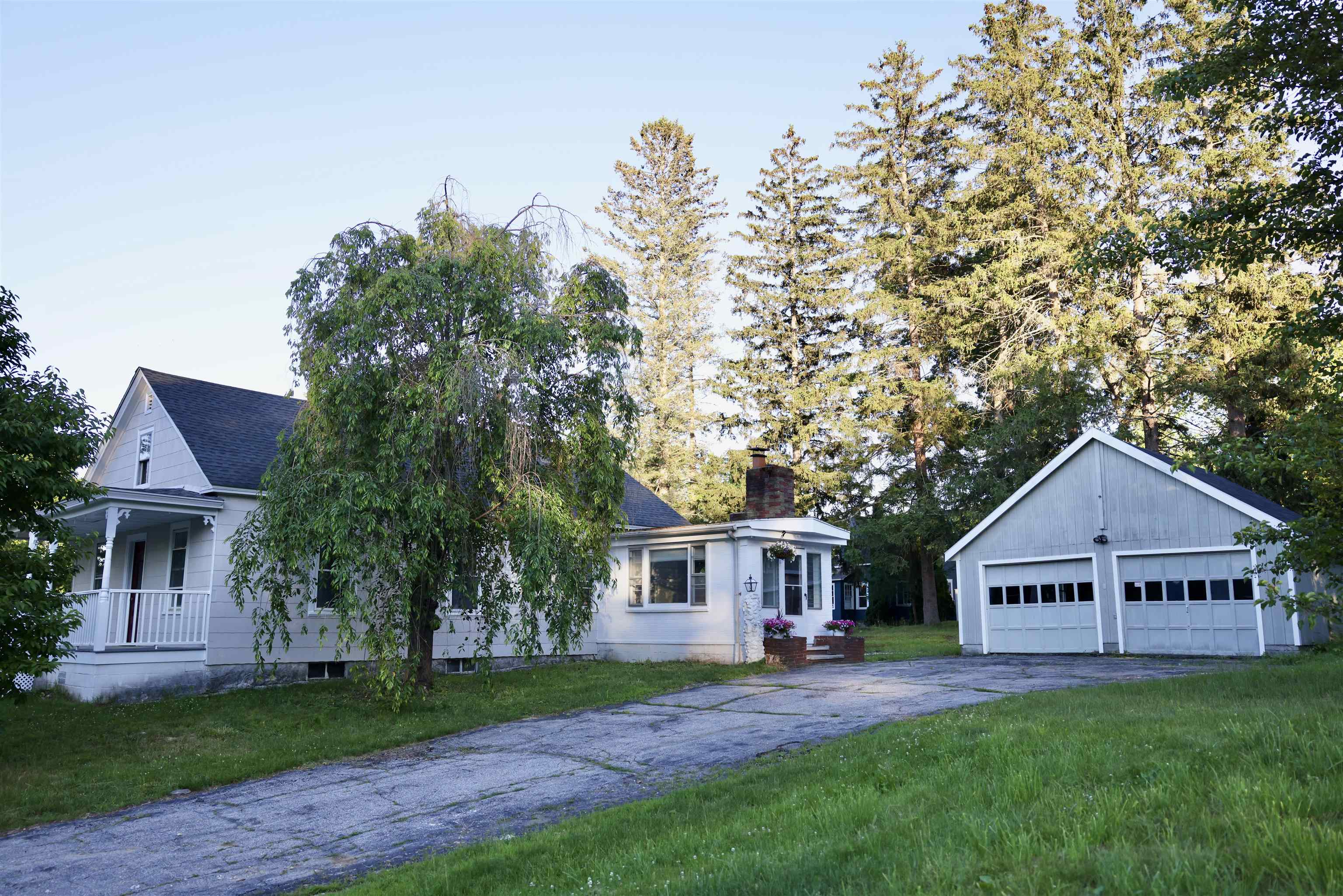 15 Warren Ave, Goffstown, NH 03045