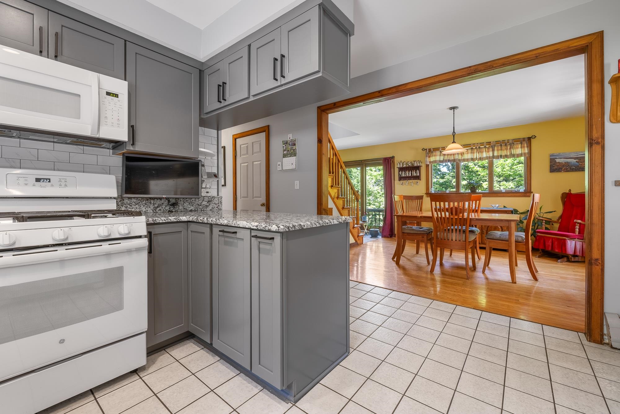 Property photo 28
