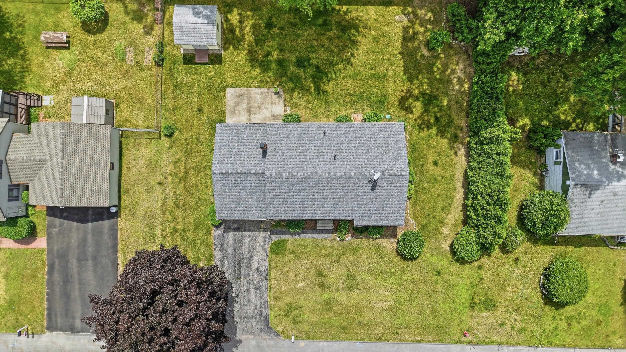 19 Carroll St, Nashua, NH 03063