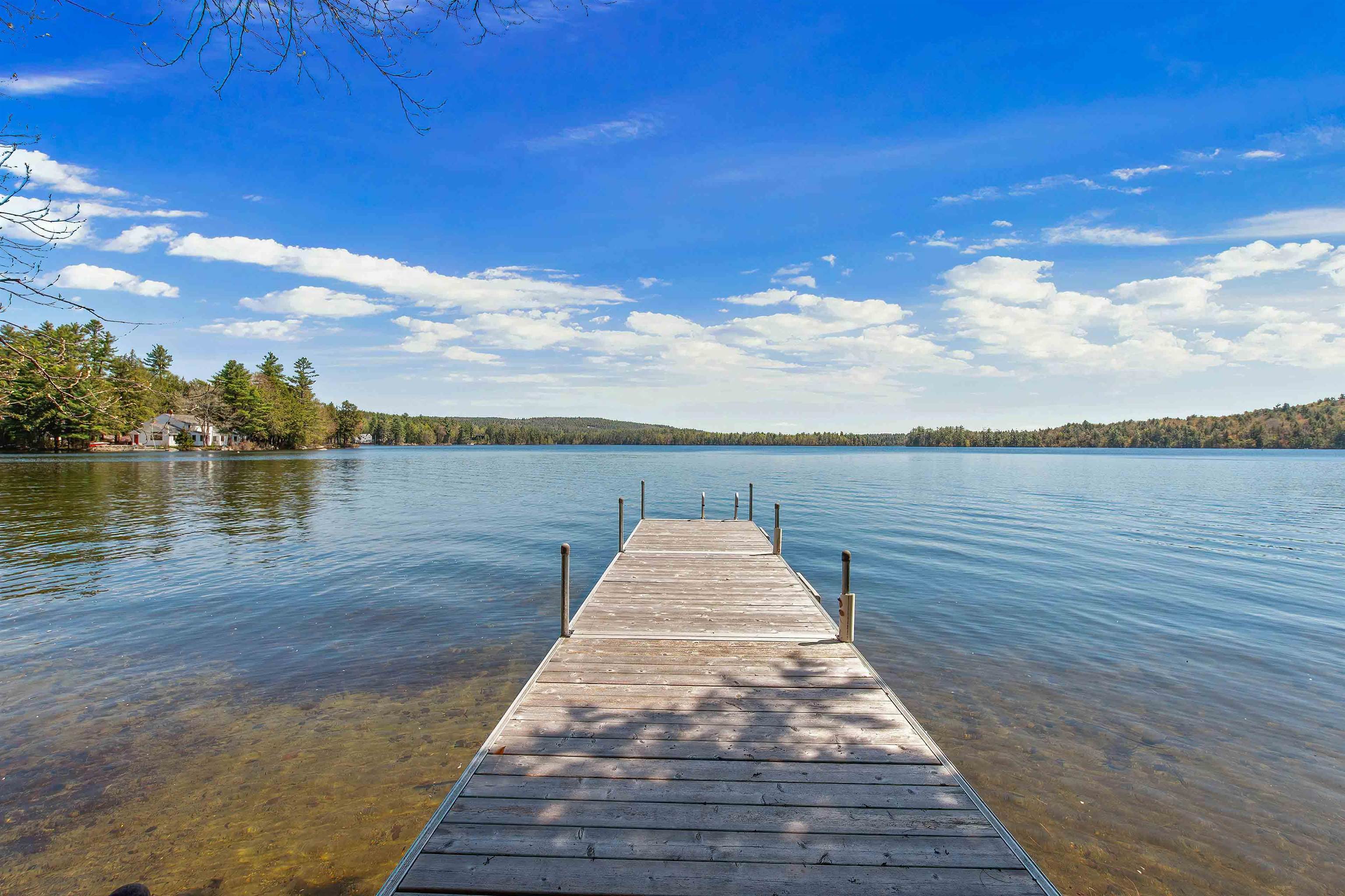 1807 Little Sunapee Rd, New London, NH 03257