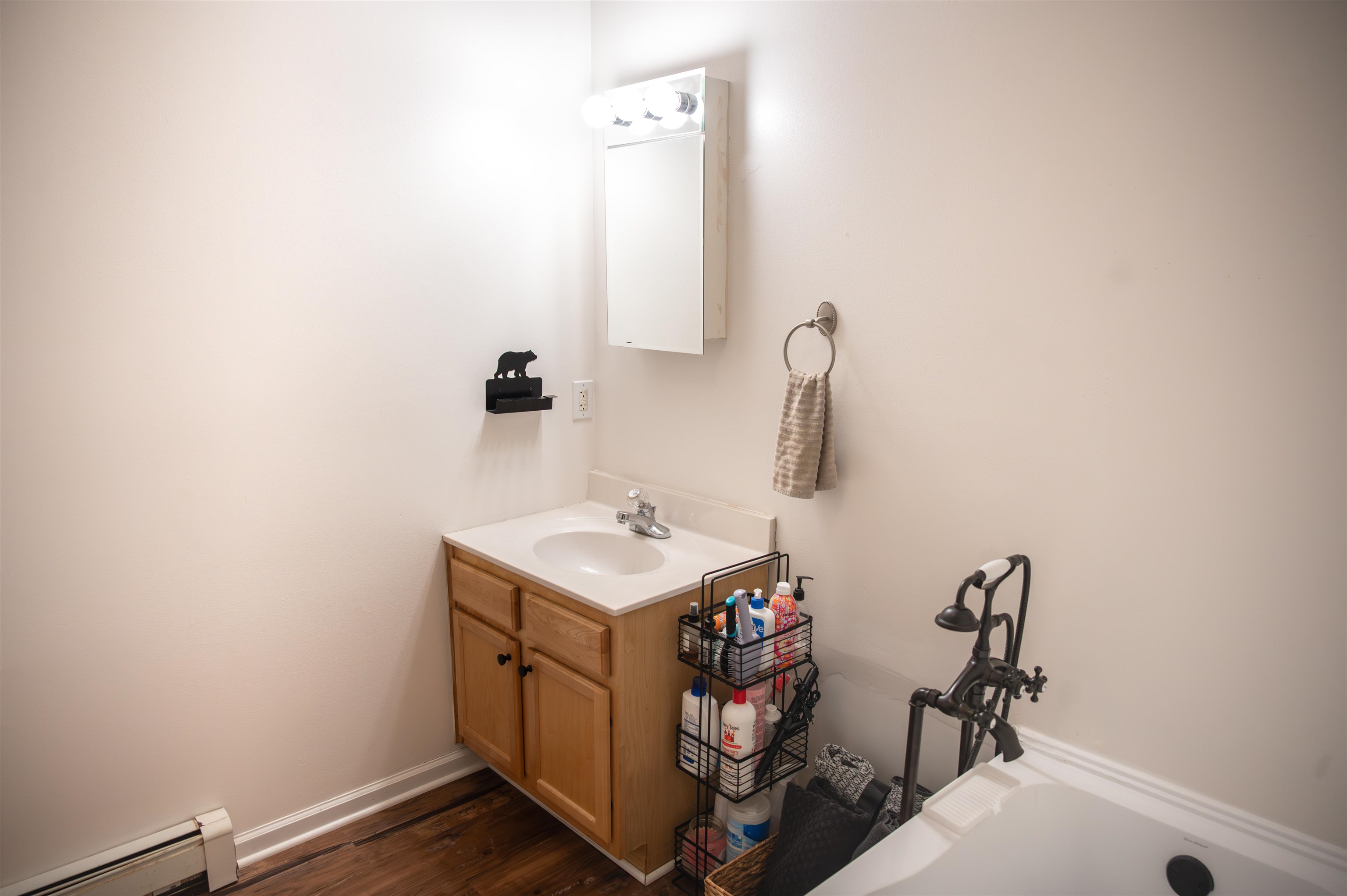 9 Wells Rd, Dalton, NH 03598