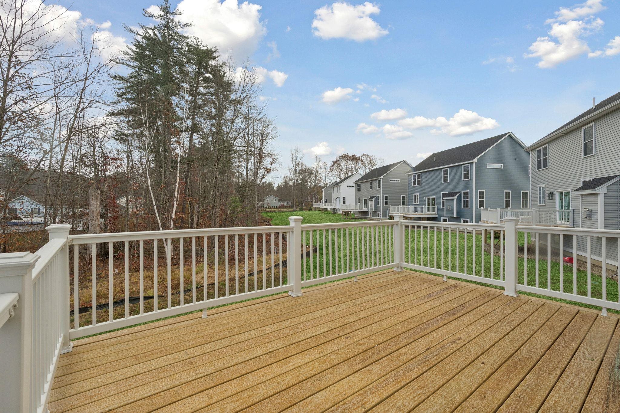 16 Landing Way, Rochester, NH 03868
