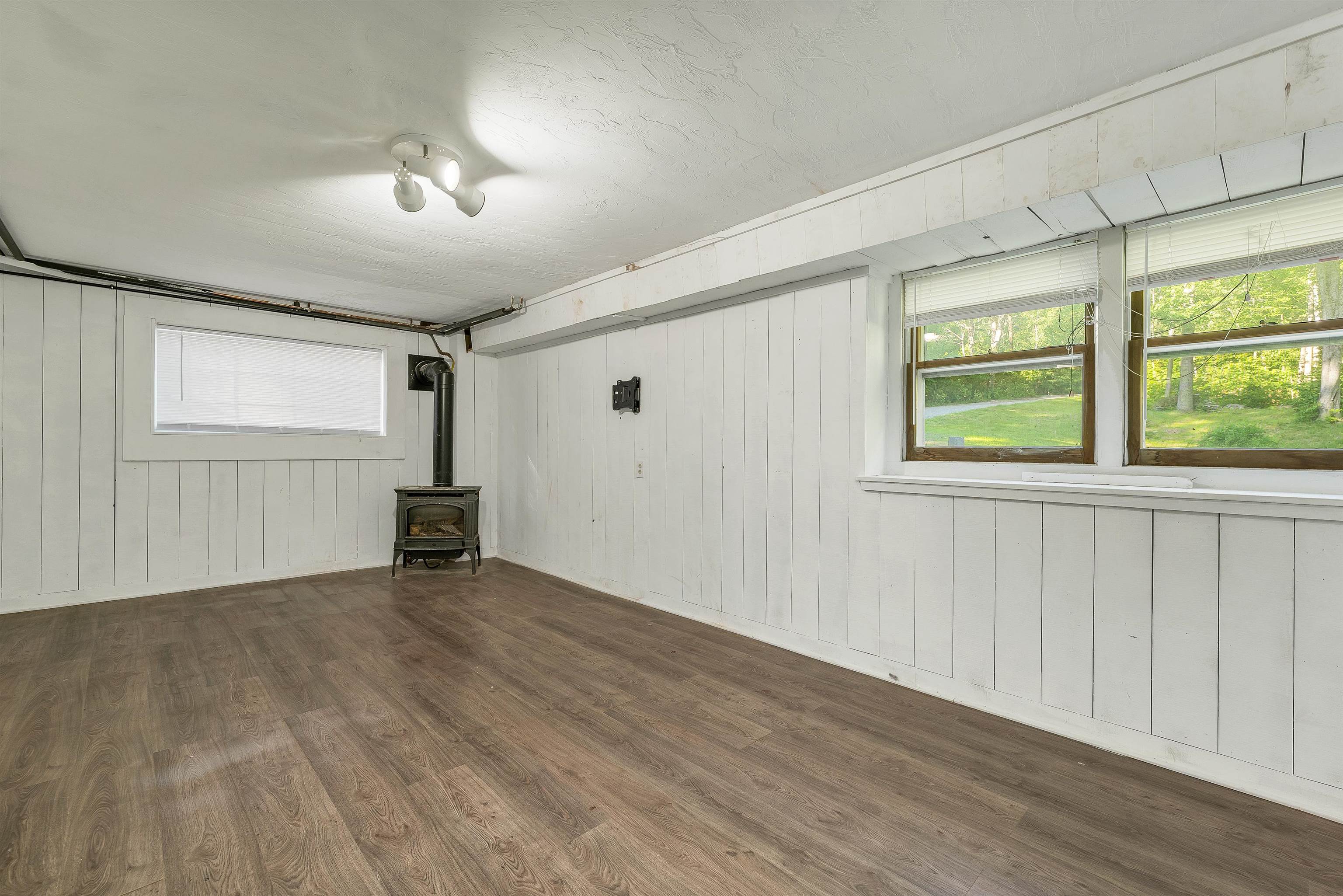30 Elderberry Dr, Gilford, NH 03249