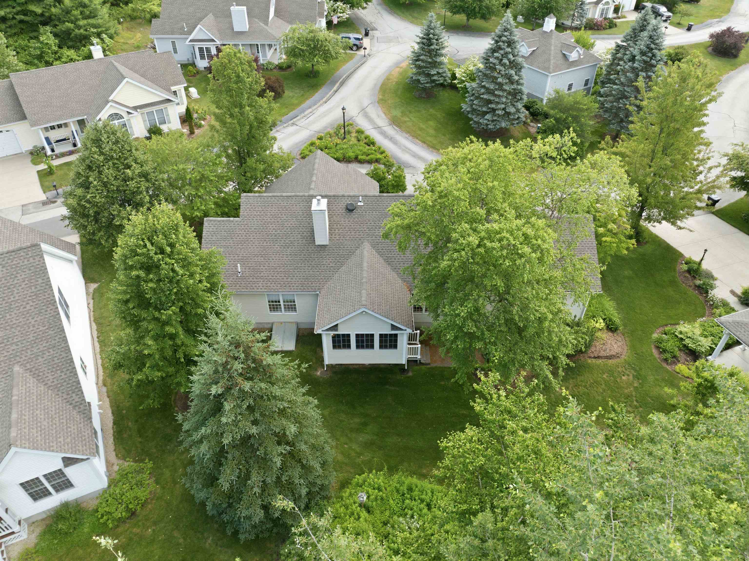 9 Windchime Dr, Bow, NH 03304