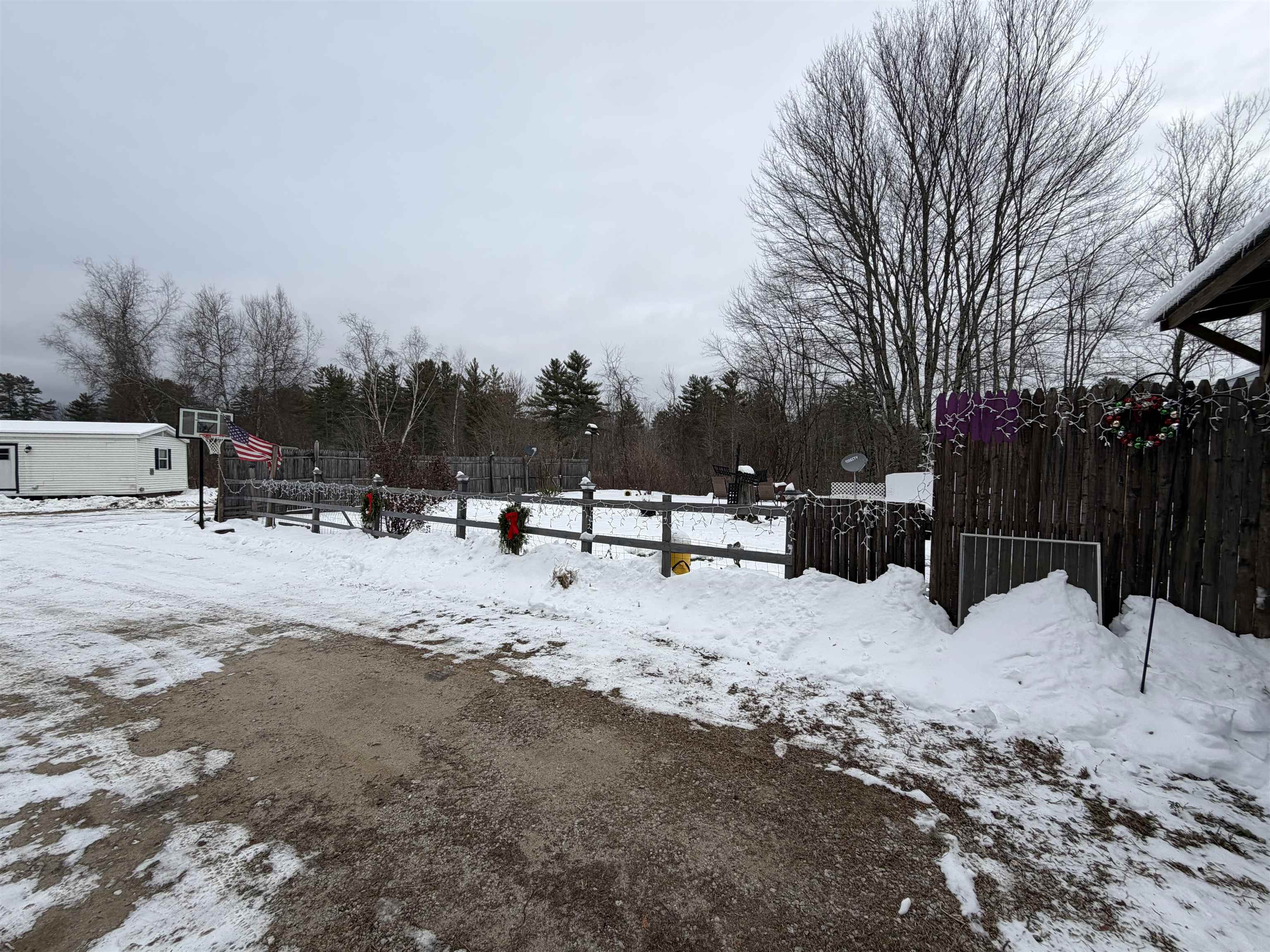 12 Wetherby Dr, Winchester, NH 03470