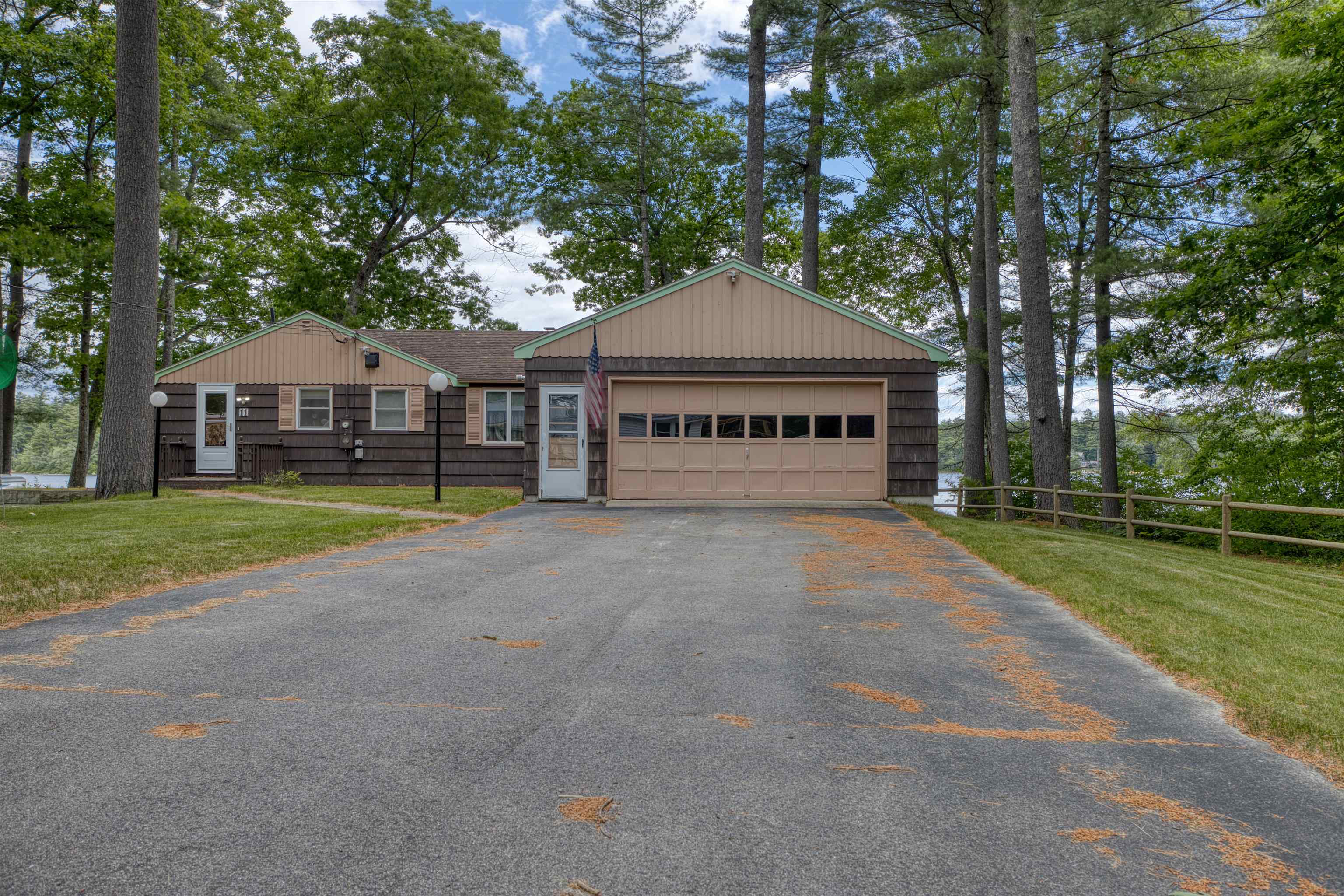 11 Abbott Ln, Ossipee, NH 03864
