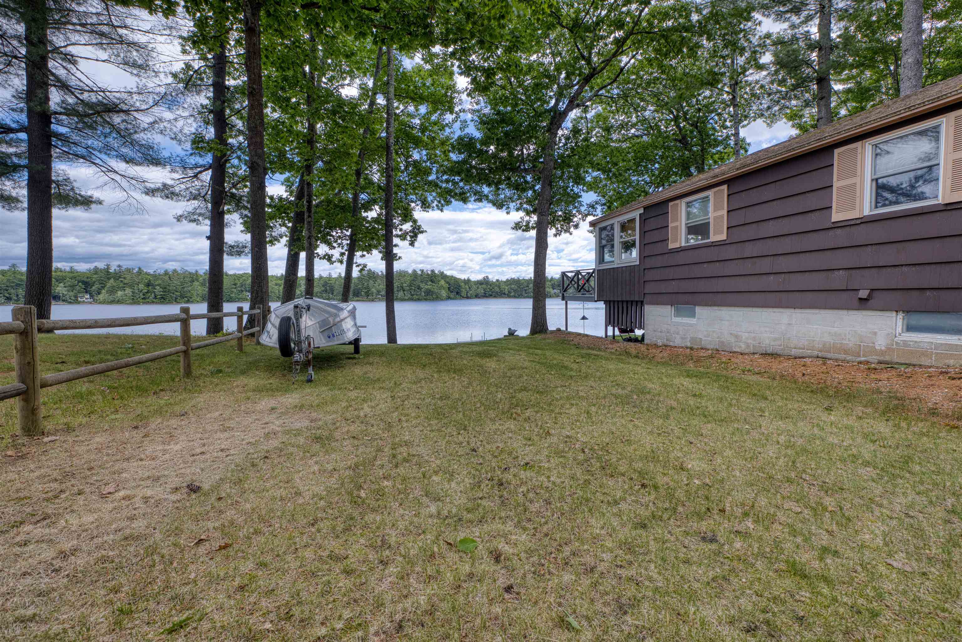 11 Abbott Ln, Ossipee, NH 03864