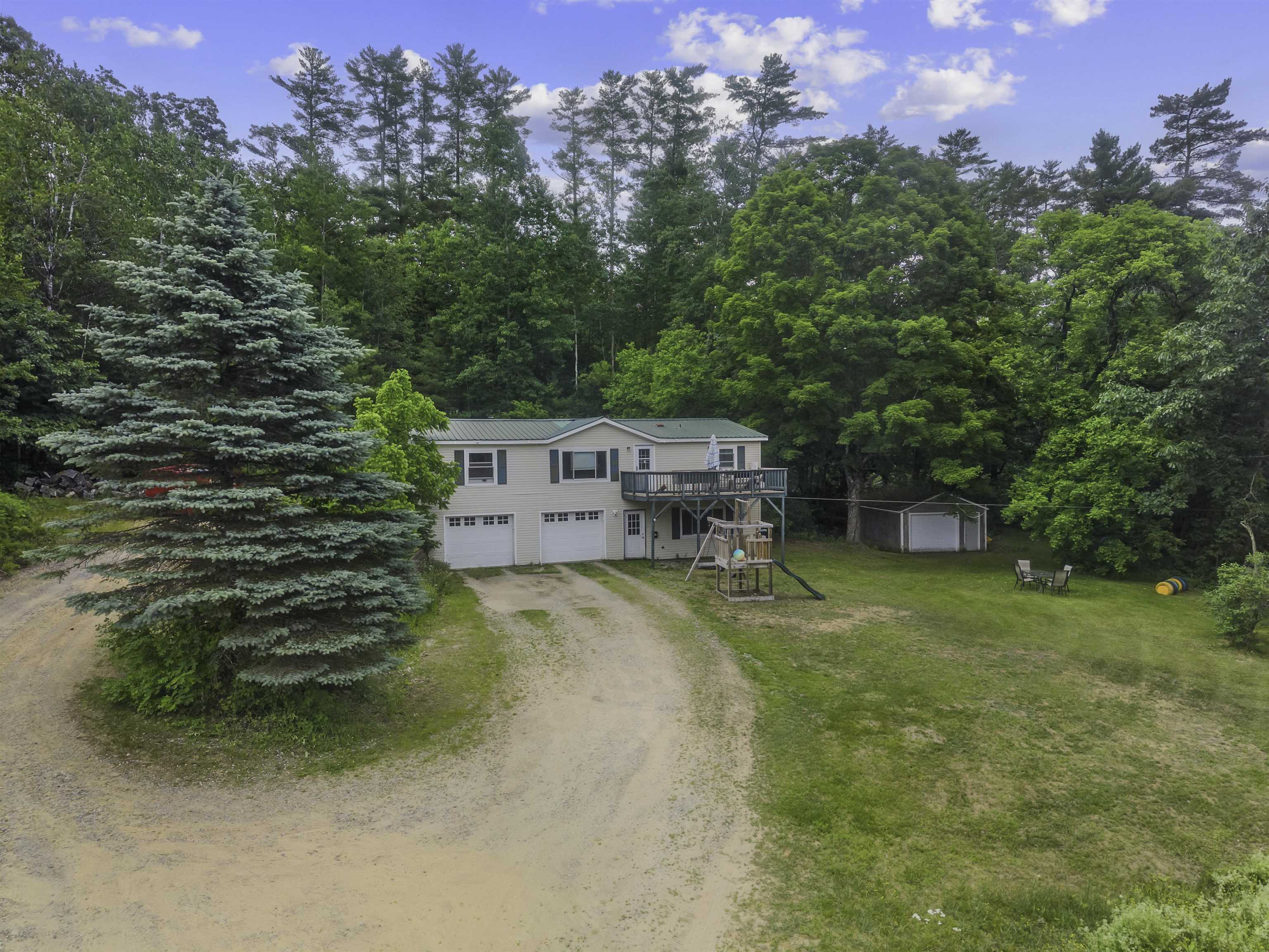 45 Concord St, Belmont, NH 03220