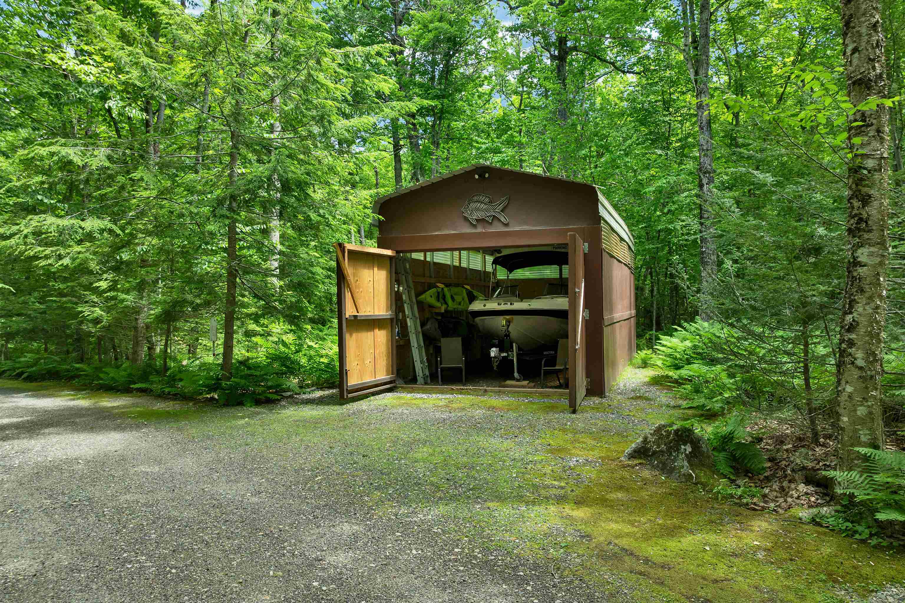 539 N Main St, Wolfeboro, NH 03894
