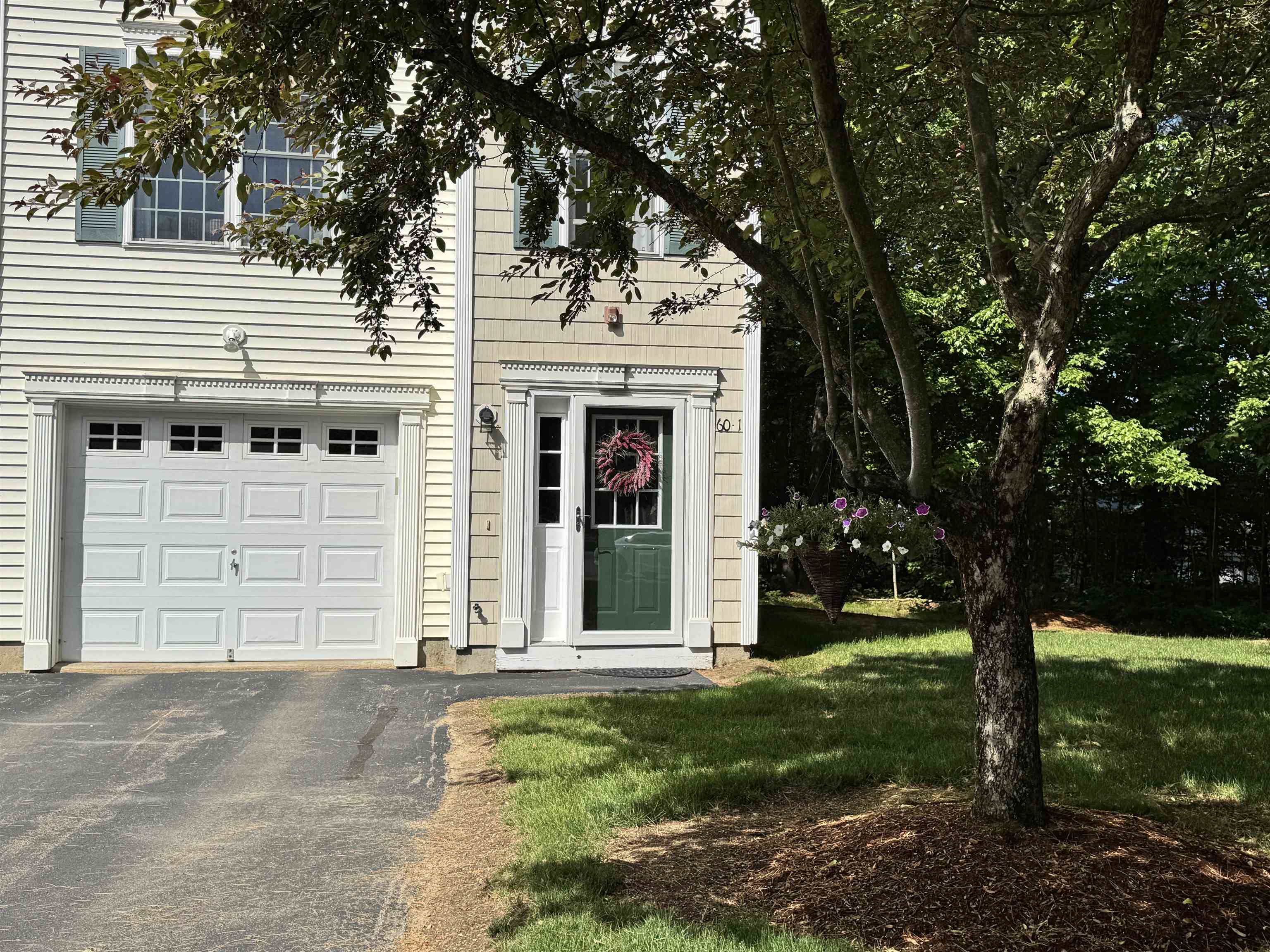 60 Mulberry St #1, Concord, NH 03301