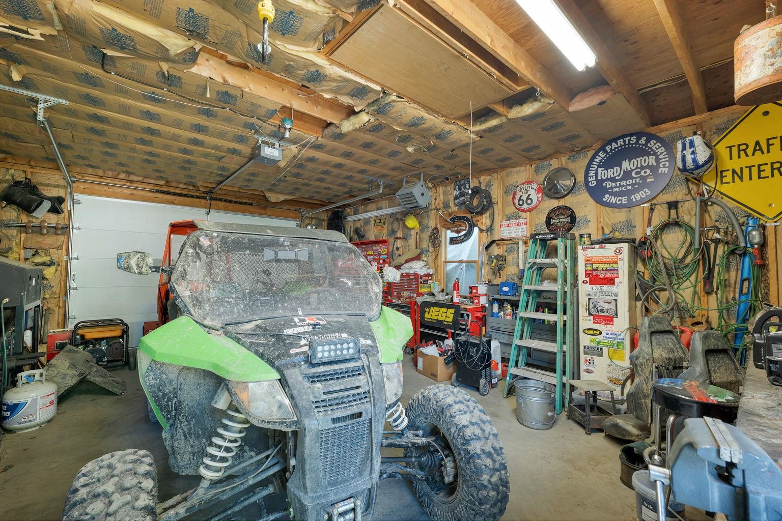 19 Monroe St, Concord, NH 03301-3615