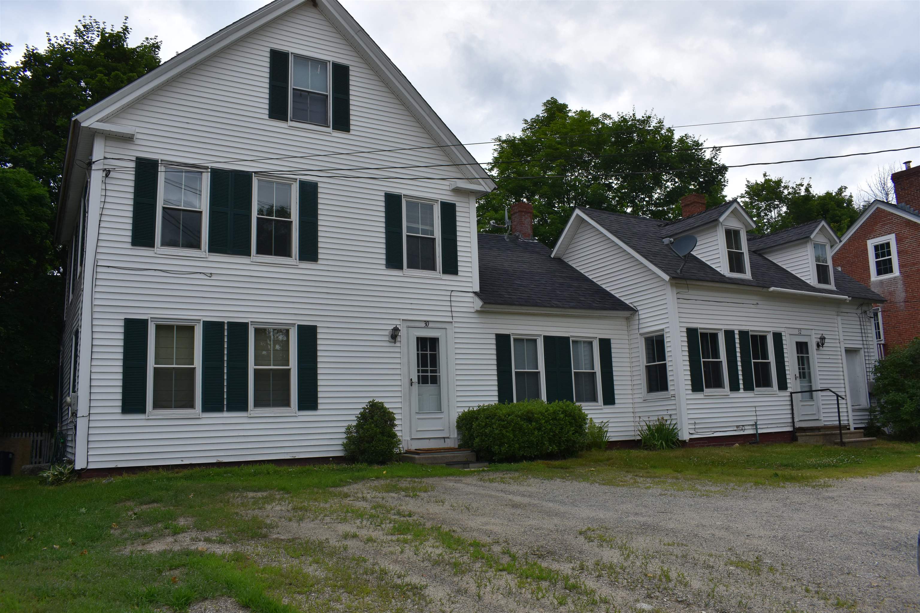 30-32 Main St, Bennington, NH 03442