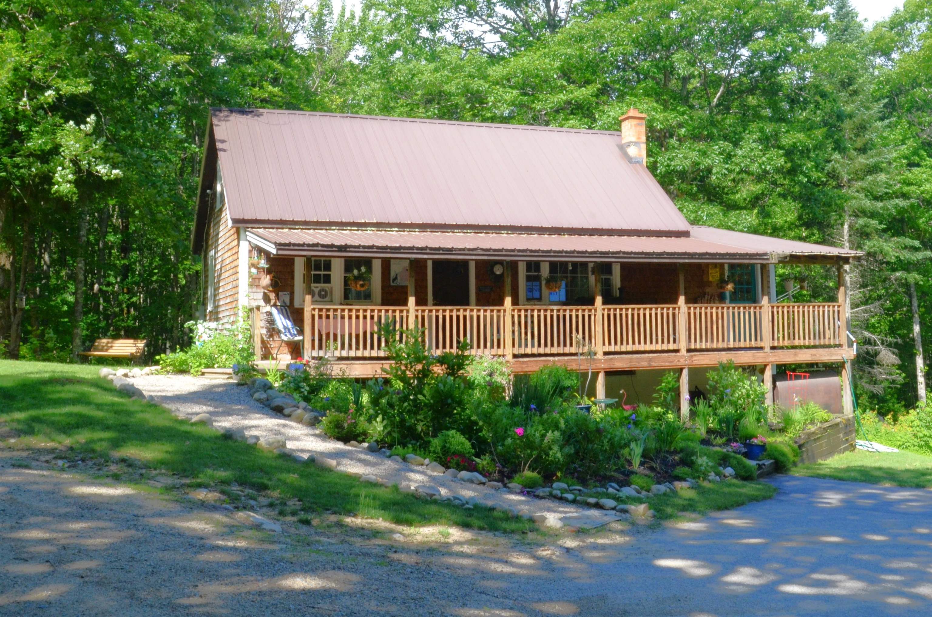 34 West Range Rd, Effingham, NH 03882