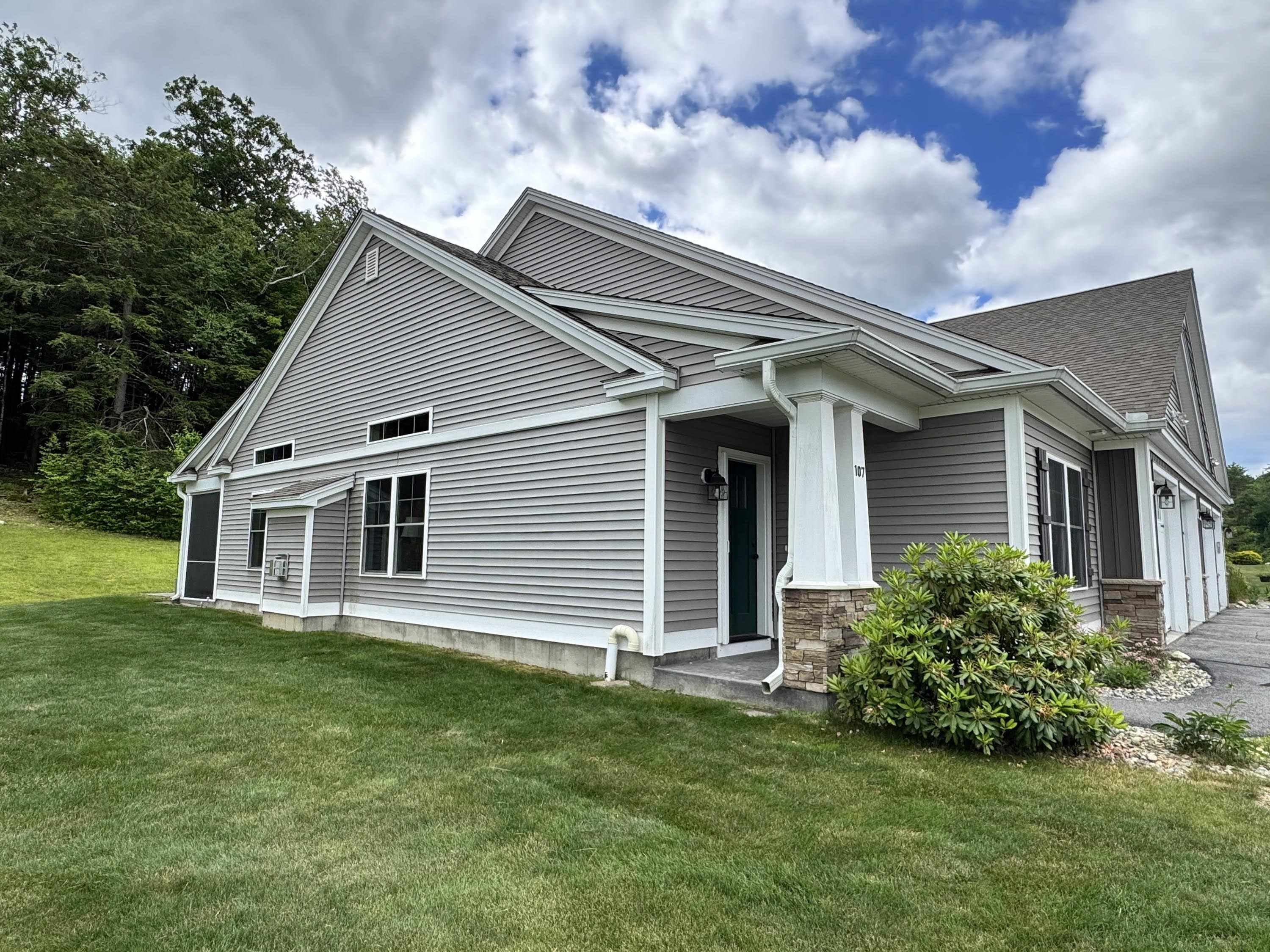 107 Gateway Dr, Chesterfield, NH 03466