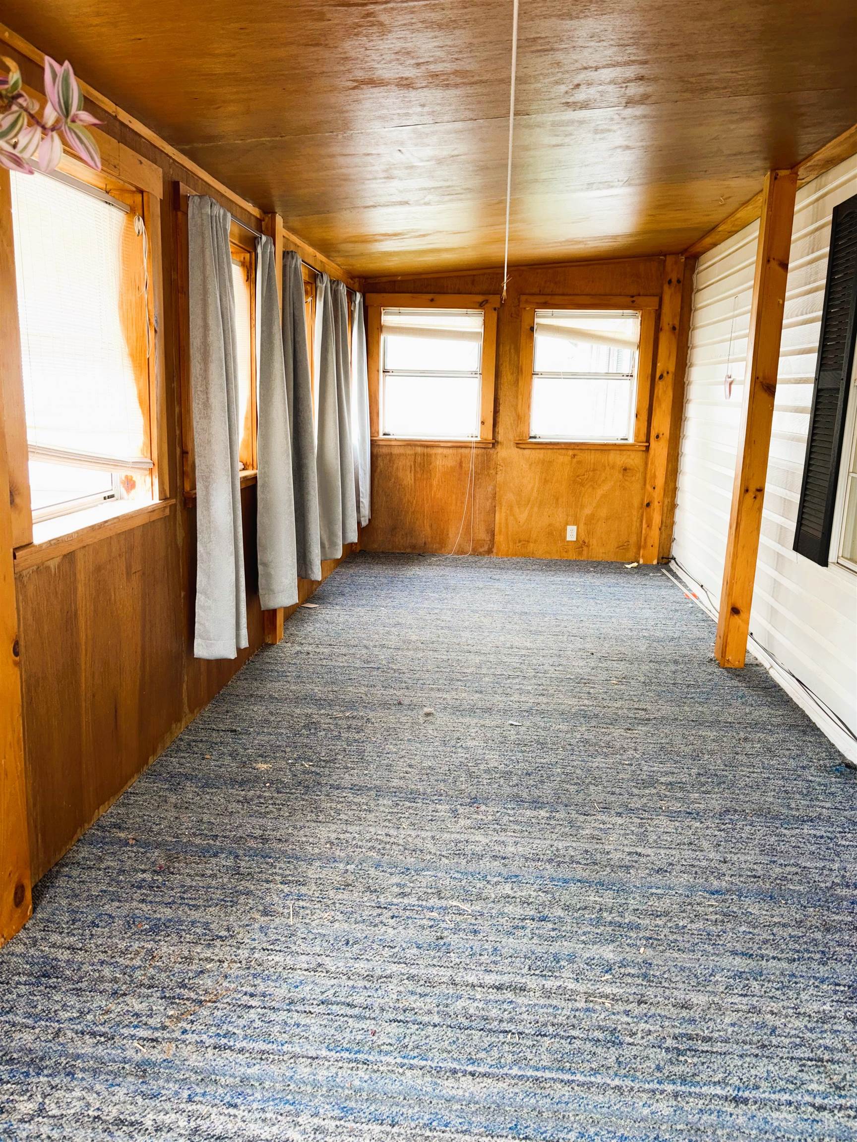 11 Corey's Mobile Home Pk, Littleton, NH 03561