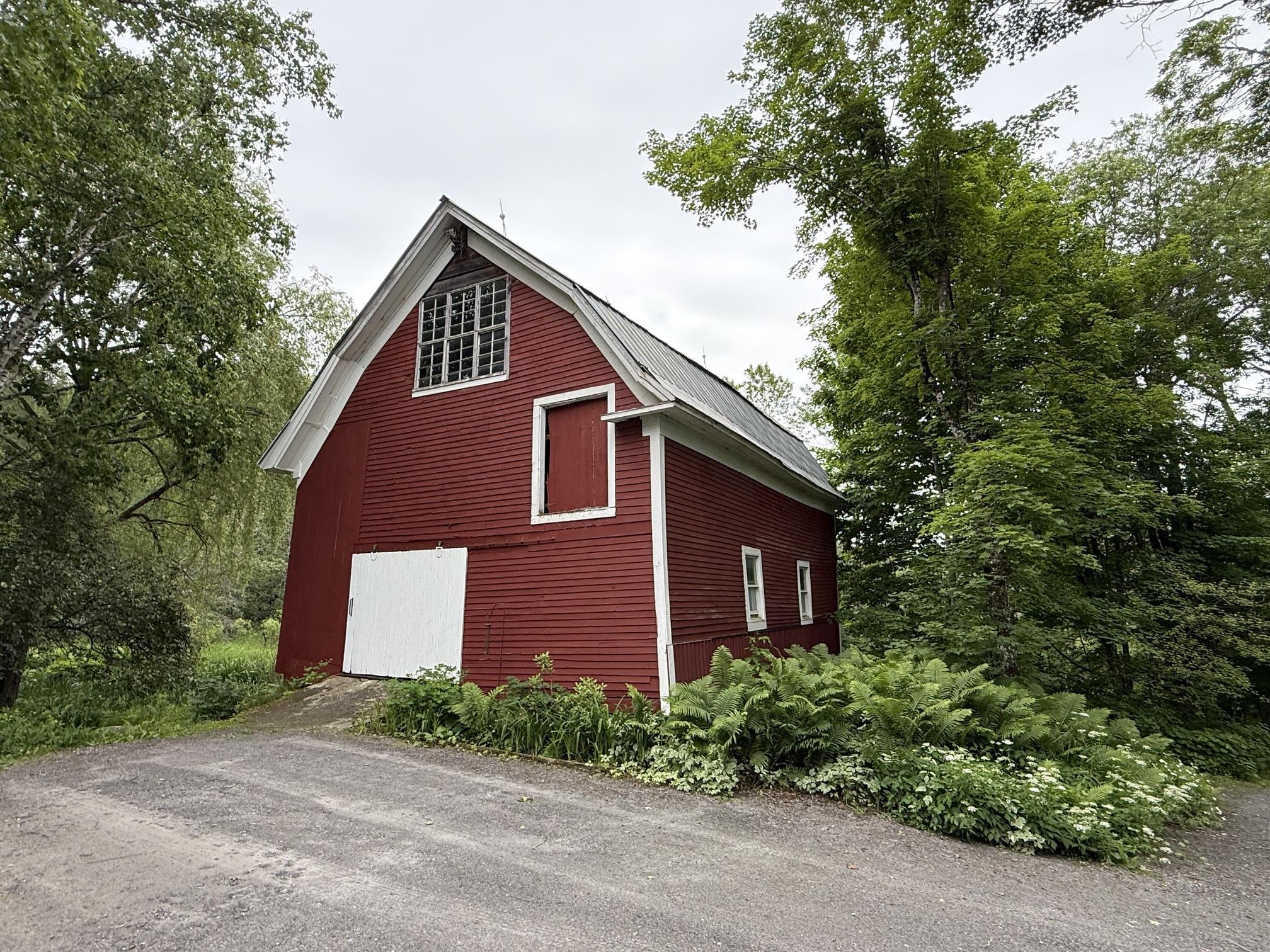 Property photo 37