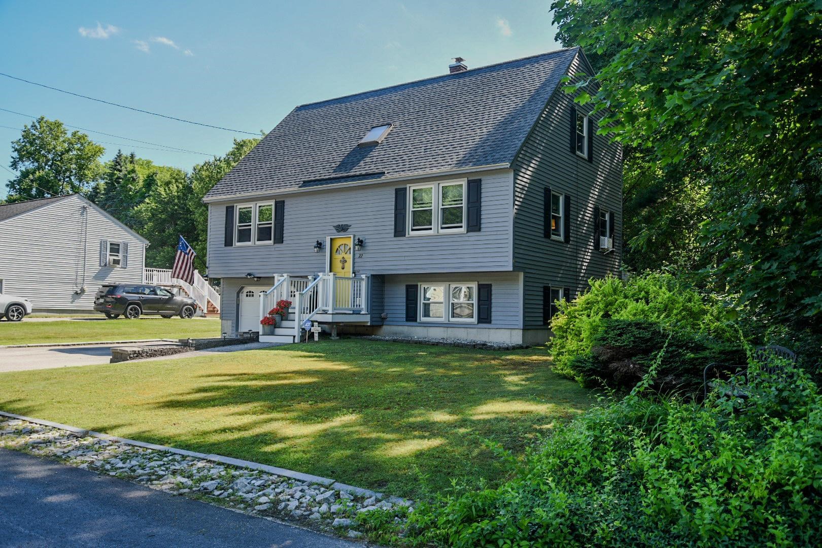 22 Edgewood St, Milford, NH 03055