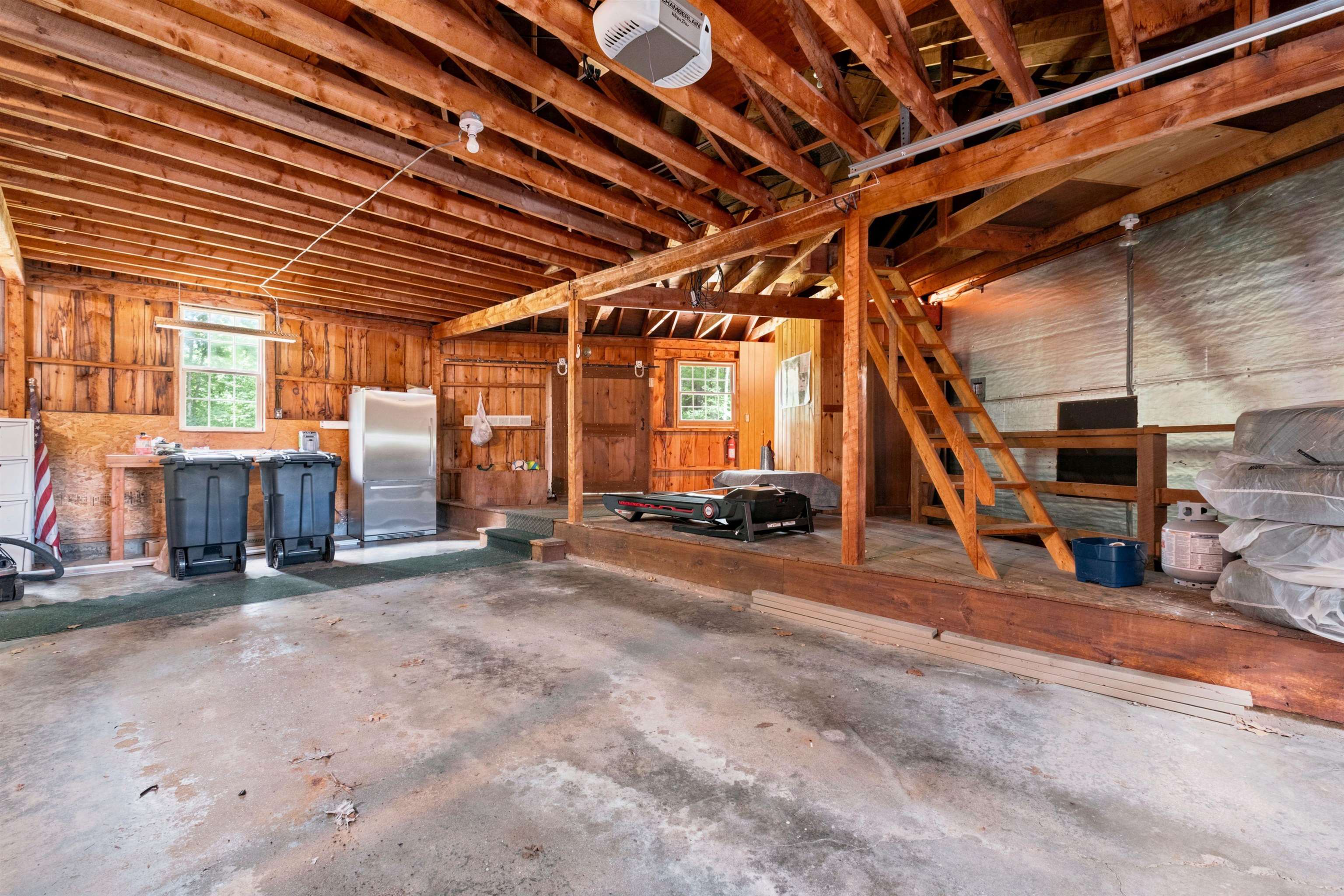 125 Lee Rd, Moultonborough, NH 03254