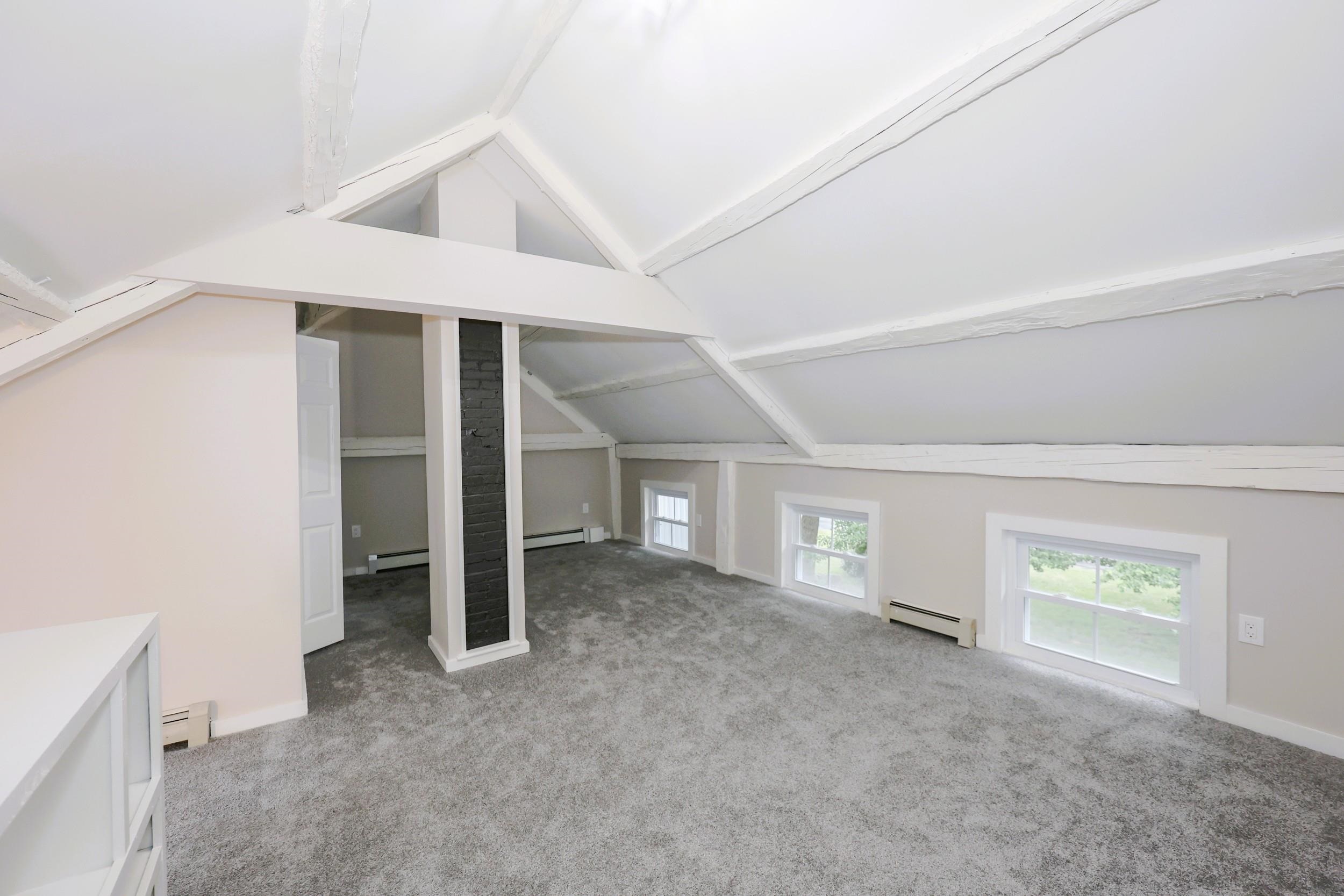 46 Mace Rd, Hampton, NH 03842