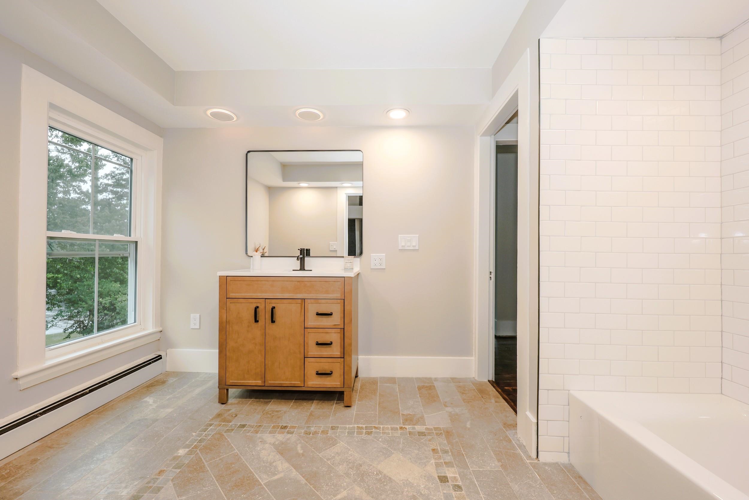 46 Mace Rd, Hampton, NH 03842