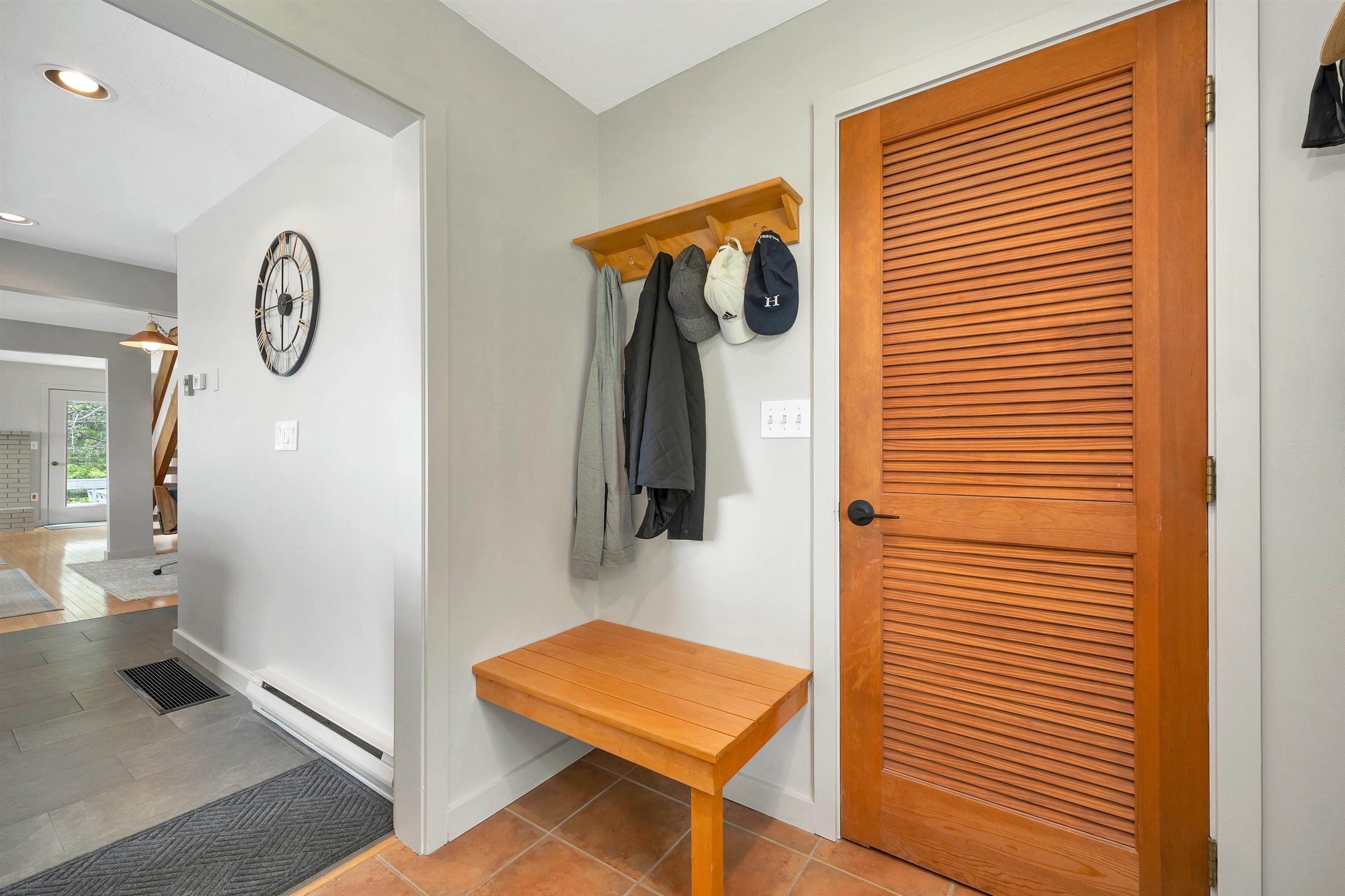 8 Ledgeview Way, Plymouth, NH 03264