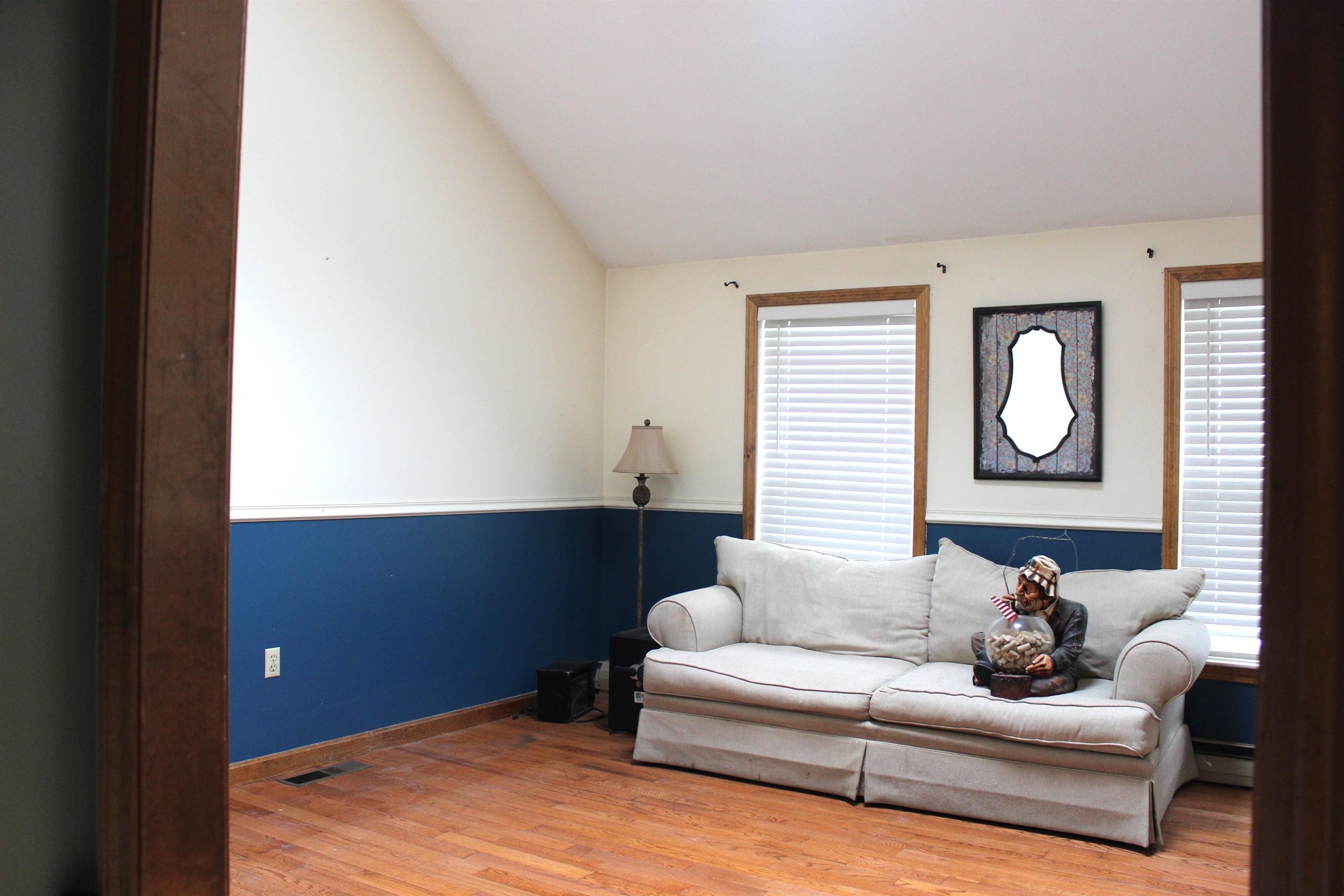 1-A Karen Ln #A, Londonderry, NH 03053