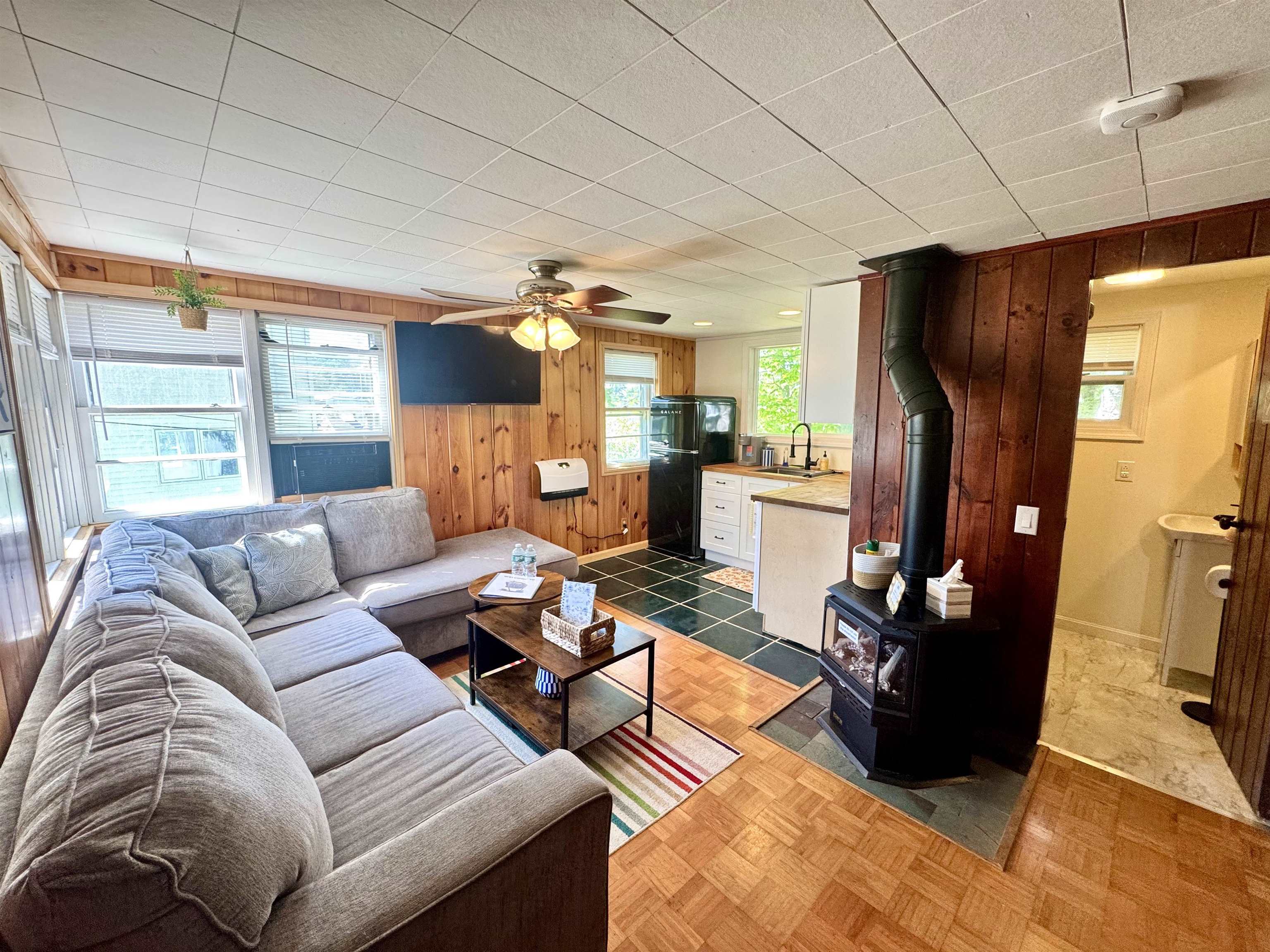 1165 Weirs Blvd #2, Laconia, NH 03246