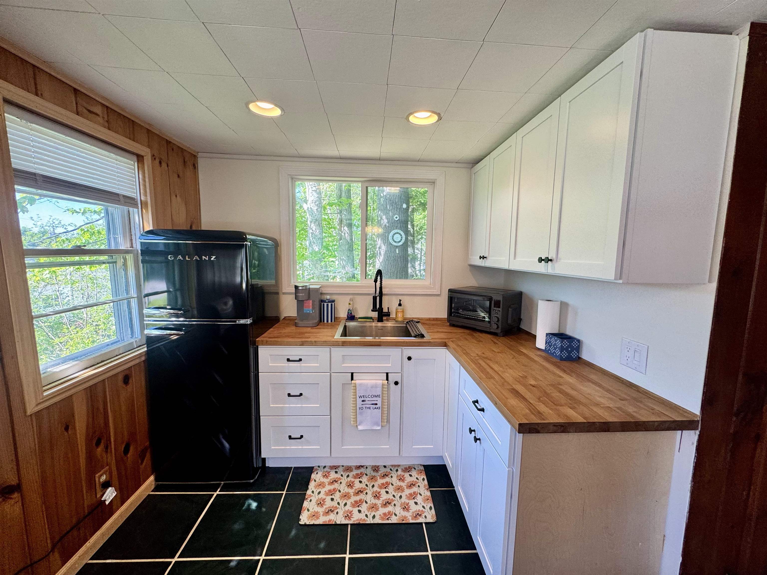 1165 Weirs Blvd #2, Laconia, NH 03246