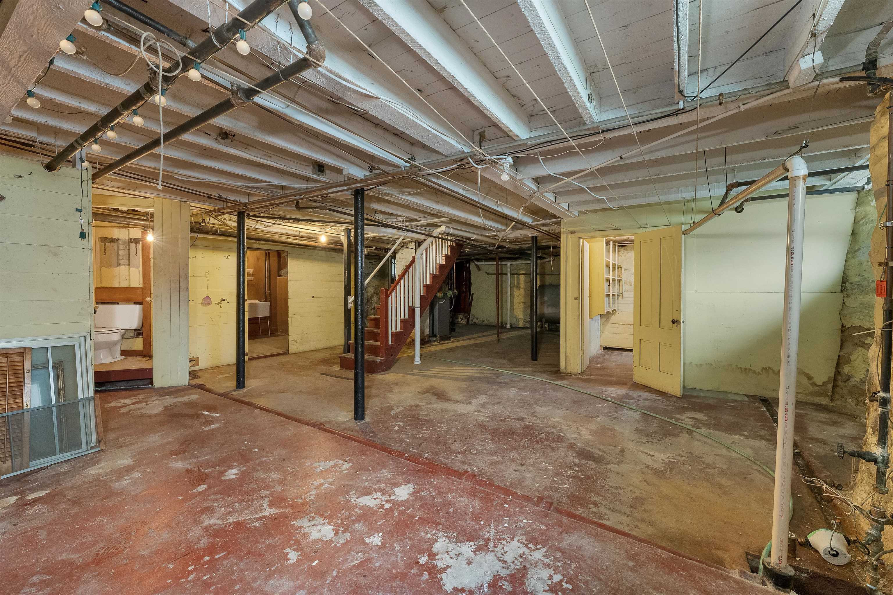 59 High St, Berlin, NH 03570