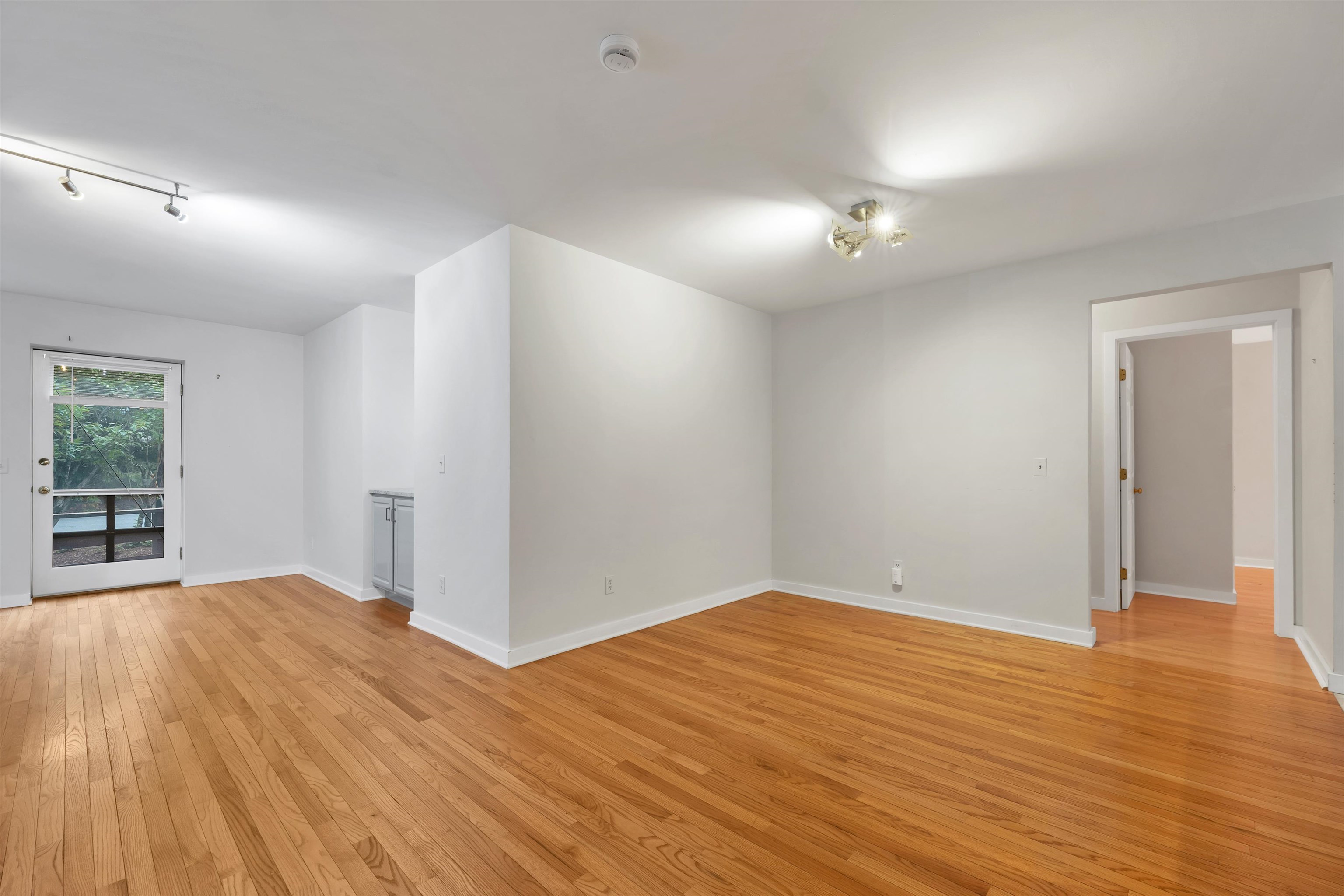 1 Wheelock Wood Fairview Ave, Hanover, NH 03755