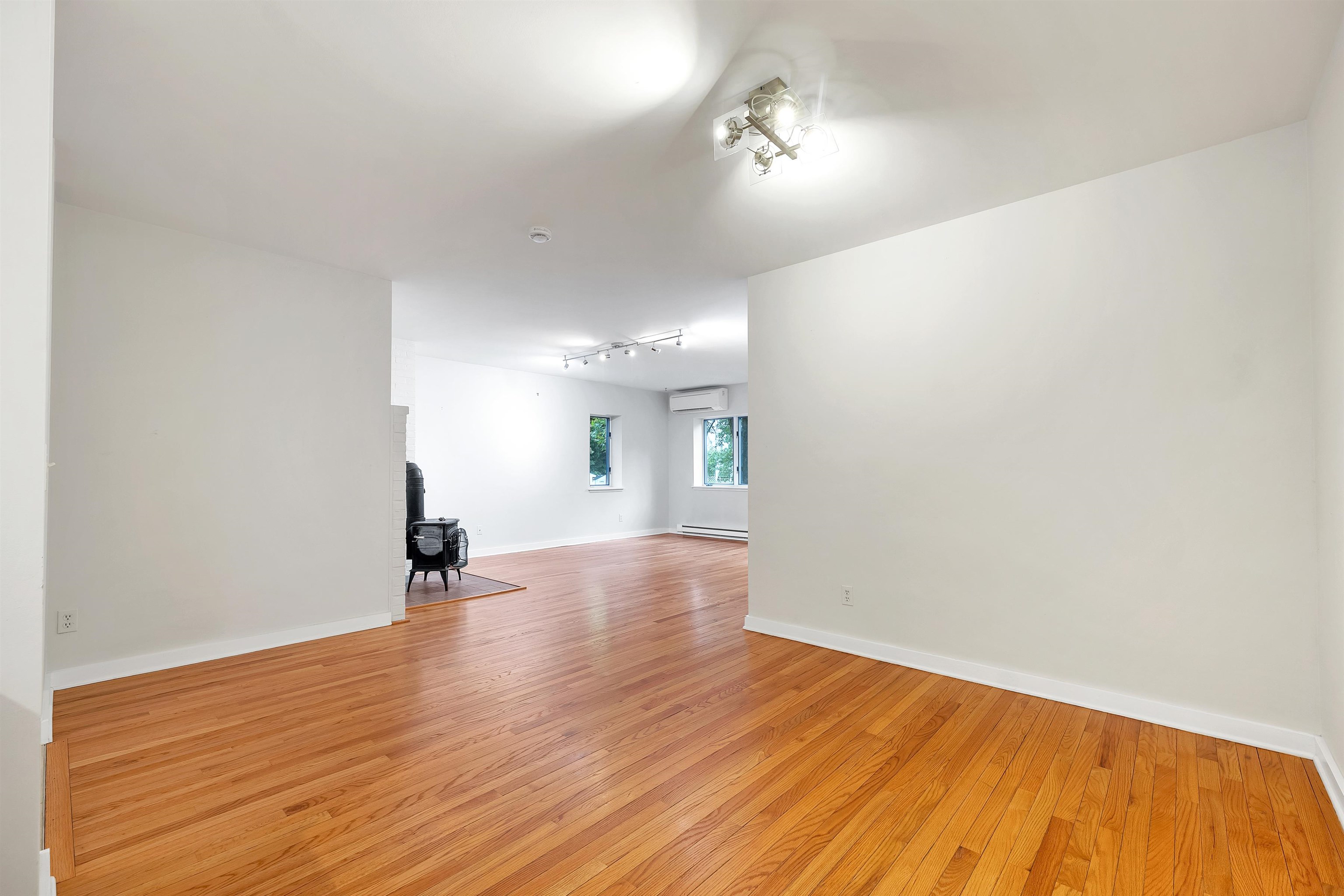 1 Wheelock Wood Fairview Ave, Hanover, NH 03755