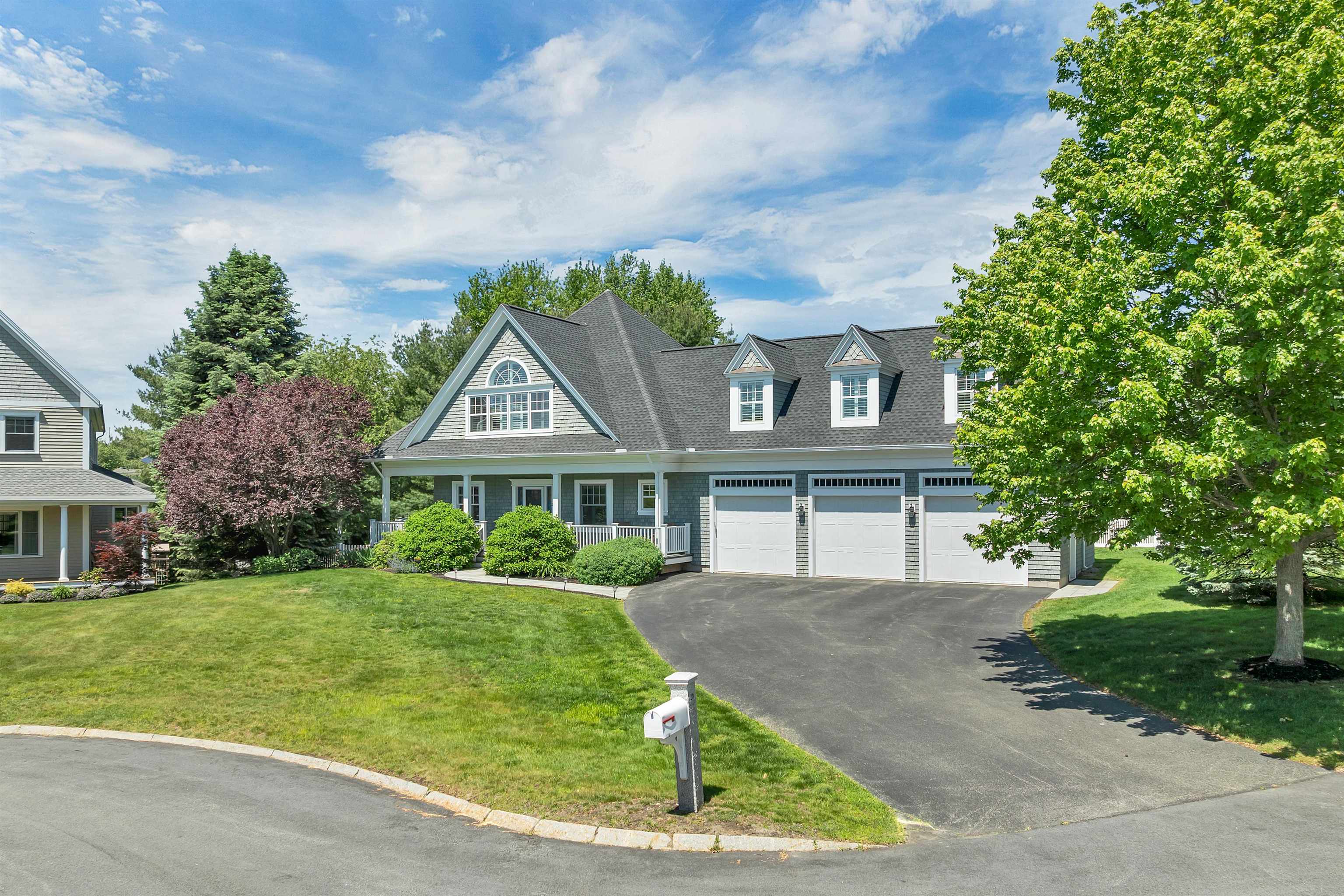 20 Brigham Ln, Portsmouth, NH 03801