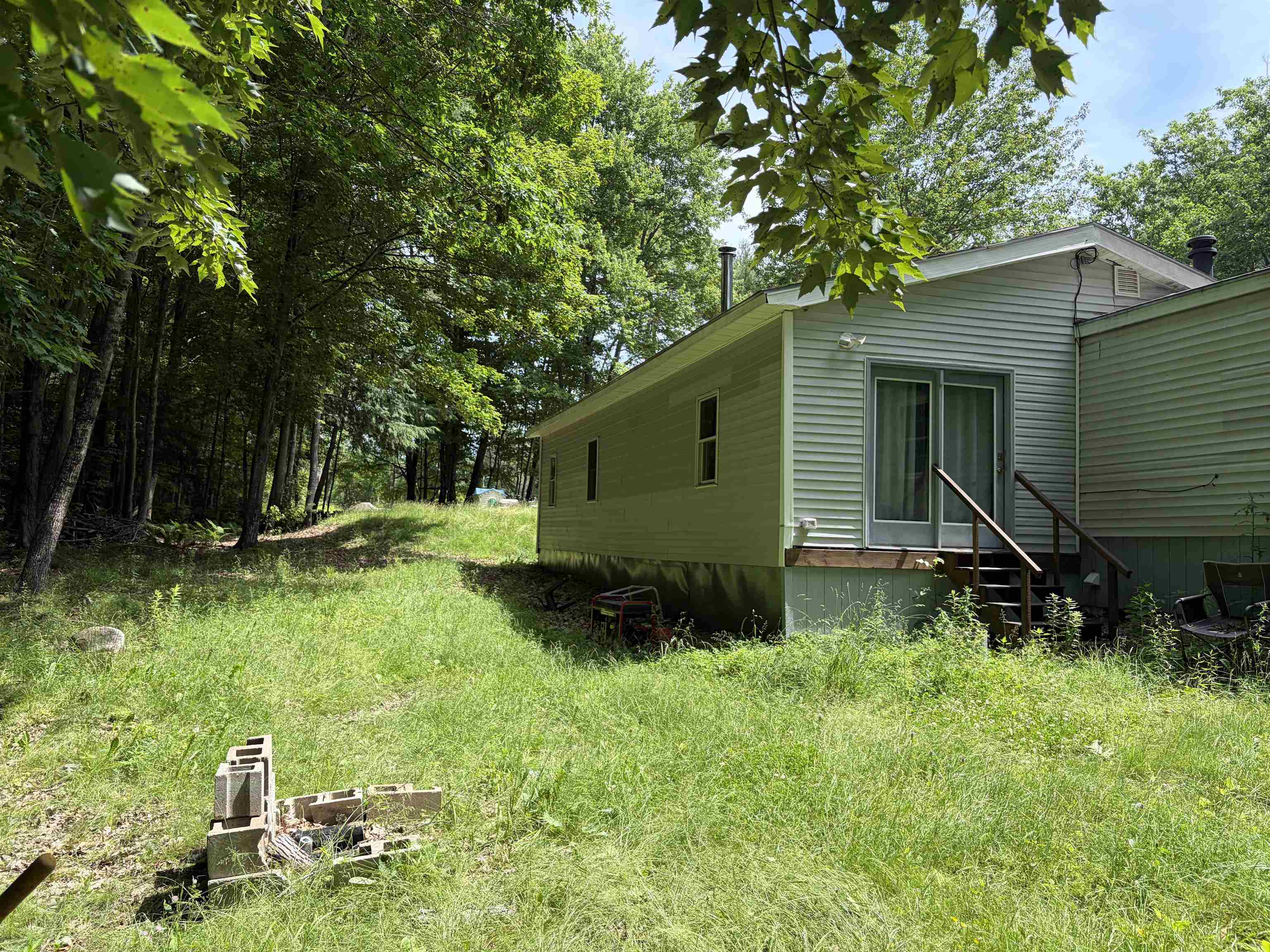 47 Gray Rd, Barnstead, NH 03218