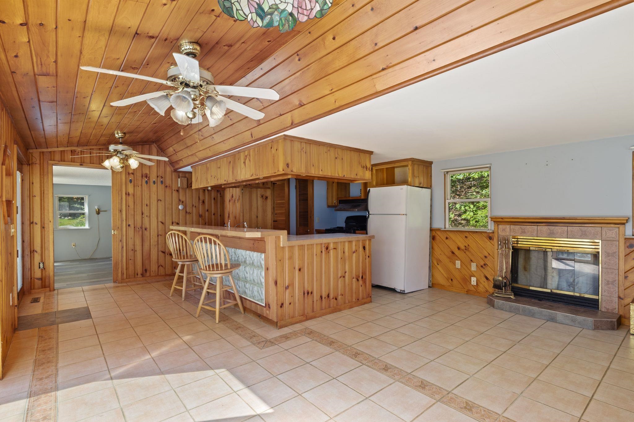 247 Northeast Pond Rd, Milton, NH 03851